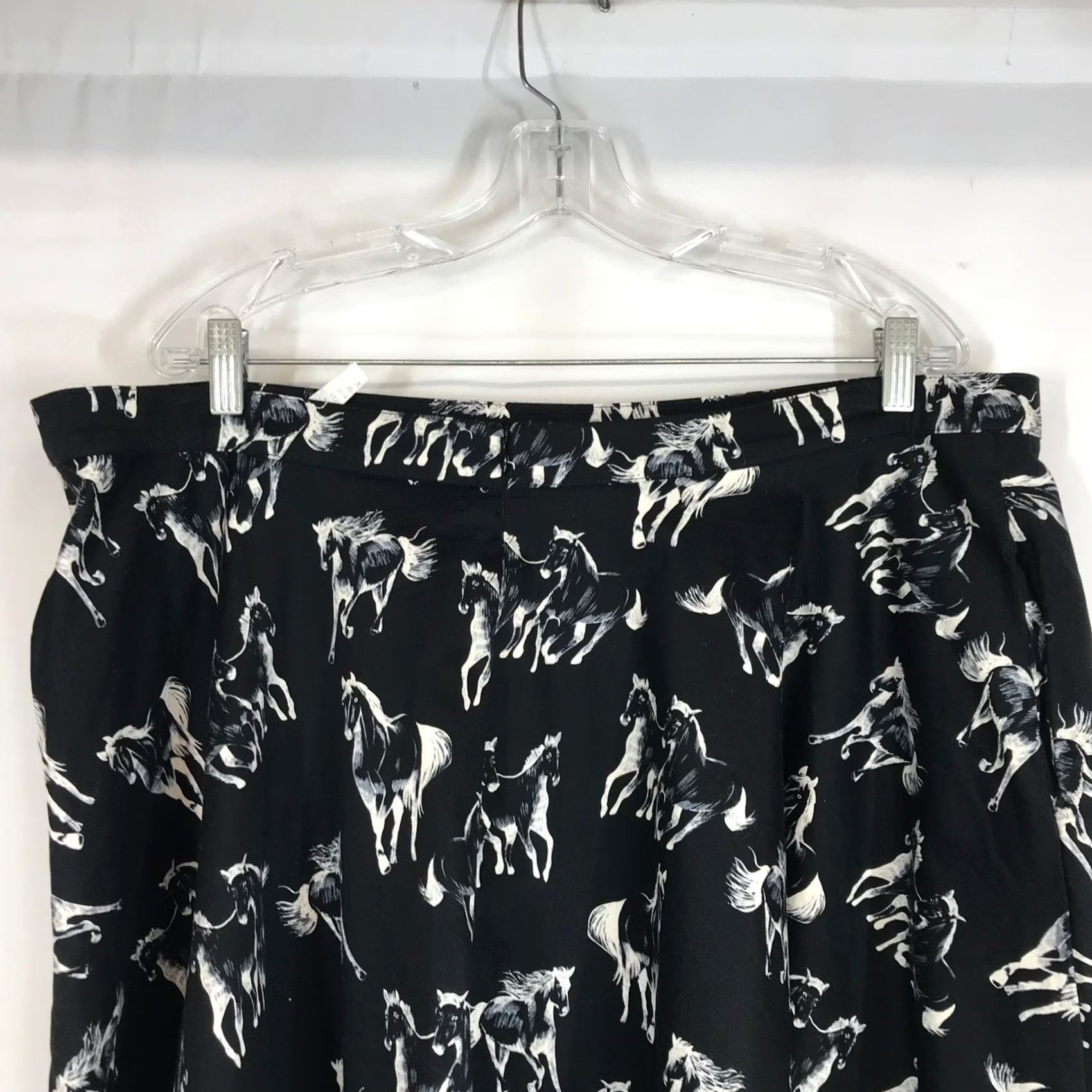 Vintage Eva Rose Skirt Black Horse Print A-Line Skirt Size 2X Women Midi Skater Elastic Waist Lined Cotton Spandex Casual Vintage: No Size 40" / US 18 - 5 Thumbnail