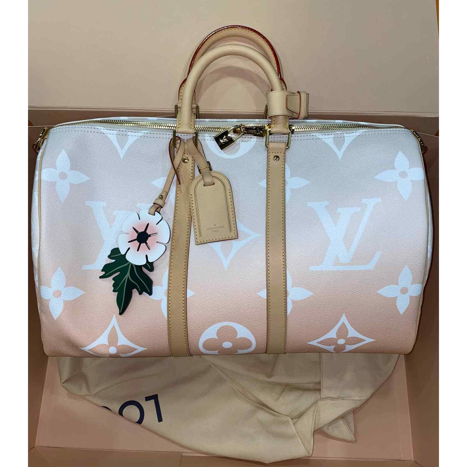 Louis Vuitton Louis Vuitton Bandouliere 45 Giant Logo Brume Travel Bag Size ONE SIZE - 3 Thumbnail