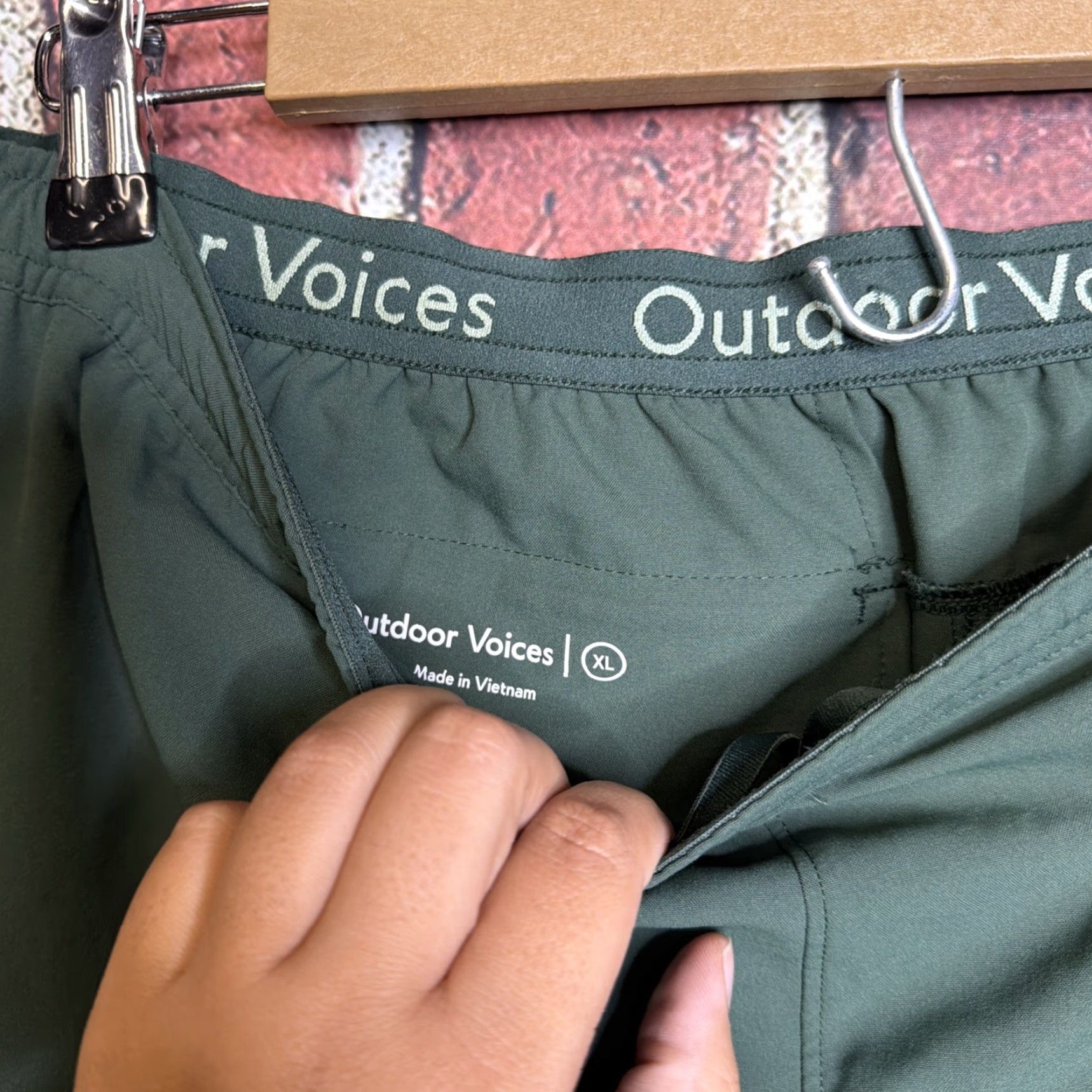 Outdoor Voices EUC Outdoor Voices RecTrek Pant Jogger XL Olive Green Mens Activewear Pants Stretch Pockets Elastic Waist Adjustable Waist Bar: N/A Size US 36 / EU 52 - 2 Thumbnail