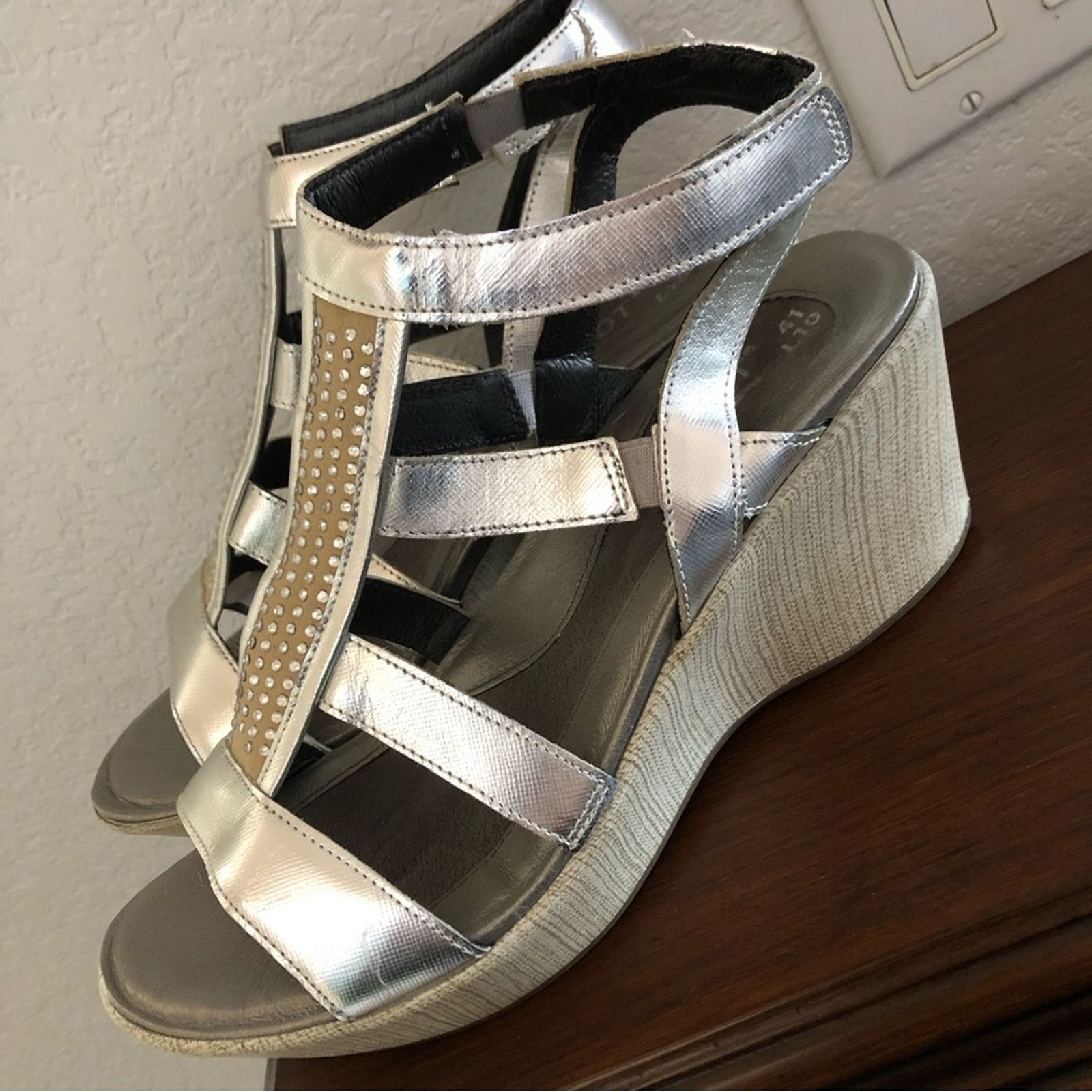 Other NAOT metallic stone adjustable sandal heel 10 Size US 10 / IT 40 - 1 Thumbnail