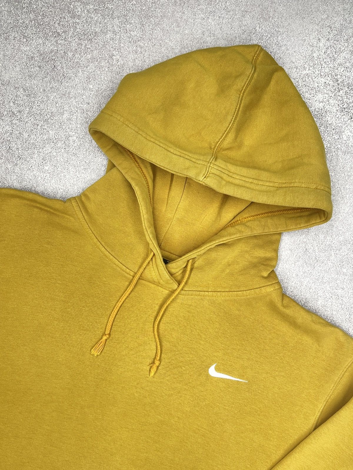 Nike Mens Nike Basic Yellow Hoodie Small Logo Y2K ACG TN Size US L / EU 52-54 / 3 - 4 Thumbnail