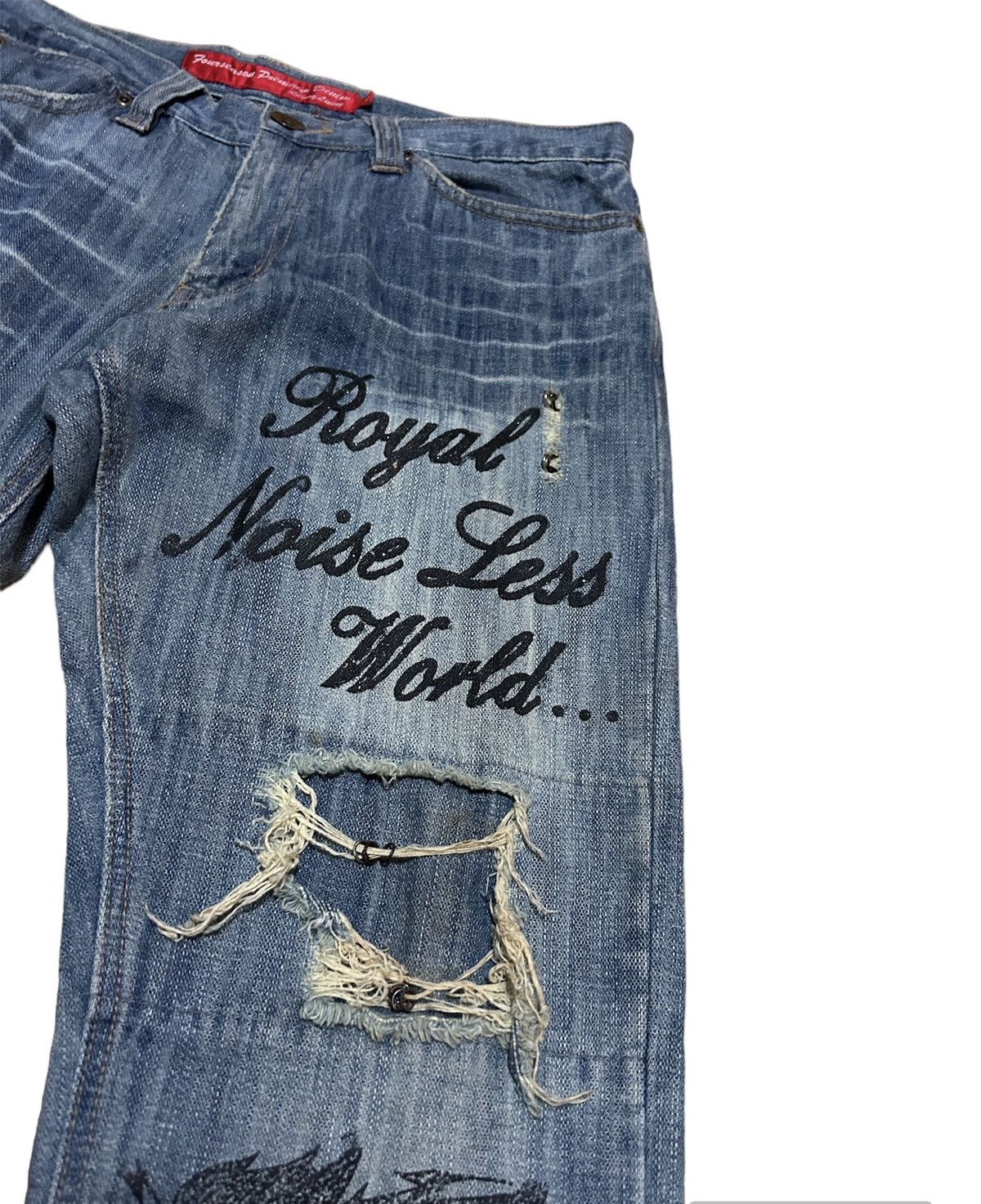 If Six Was Nine × Japanese Brand 💥 FOURSEASON DIRTY JEWEL DISTRESSED JEANS🔥🔥 Size US 32 / EU 48 - 5 Thumbnail