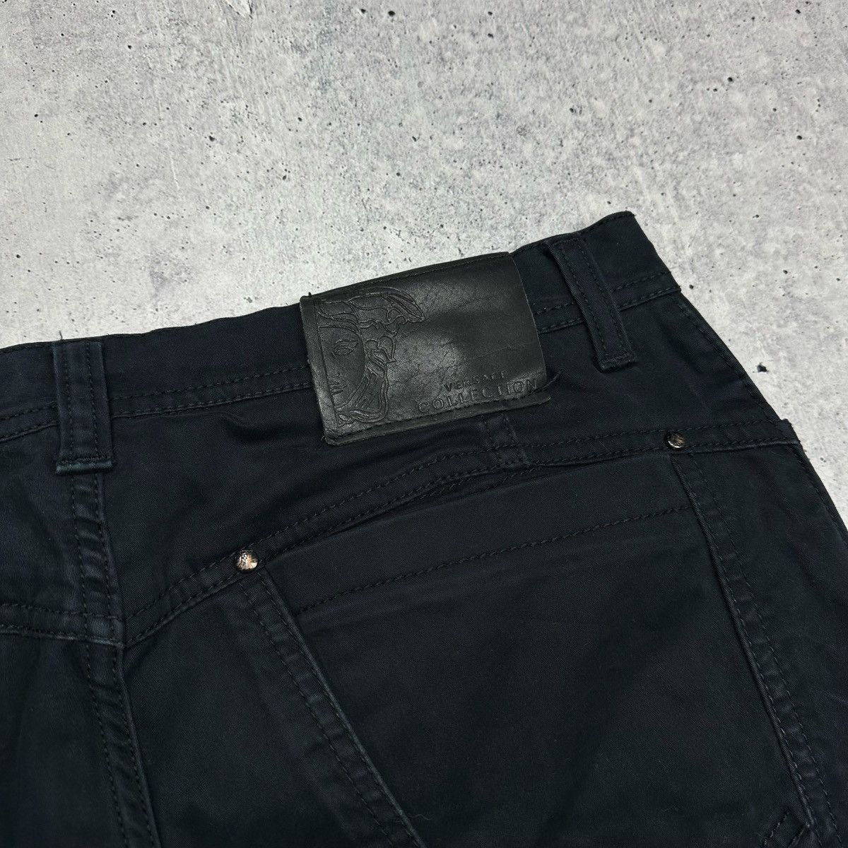Versace × Versace Jeans Couture Versace Collection Men's Pleated Black Stretch Casual Pants Size US 33 - 4 Thumbnail