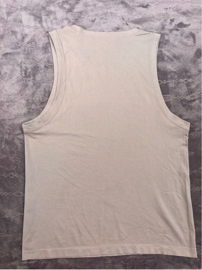 Fabletics Men's Fabletics Tank Top Size L Gray Size US L / EU 52-54 / 3 - 8 Thumbnail