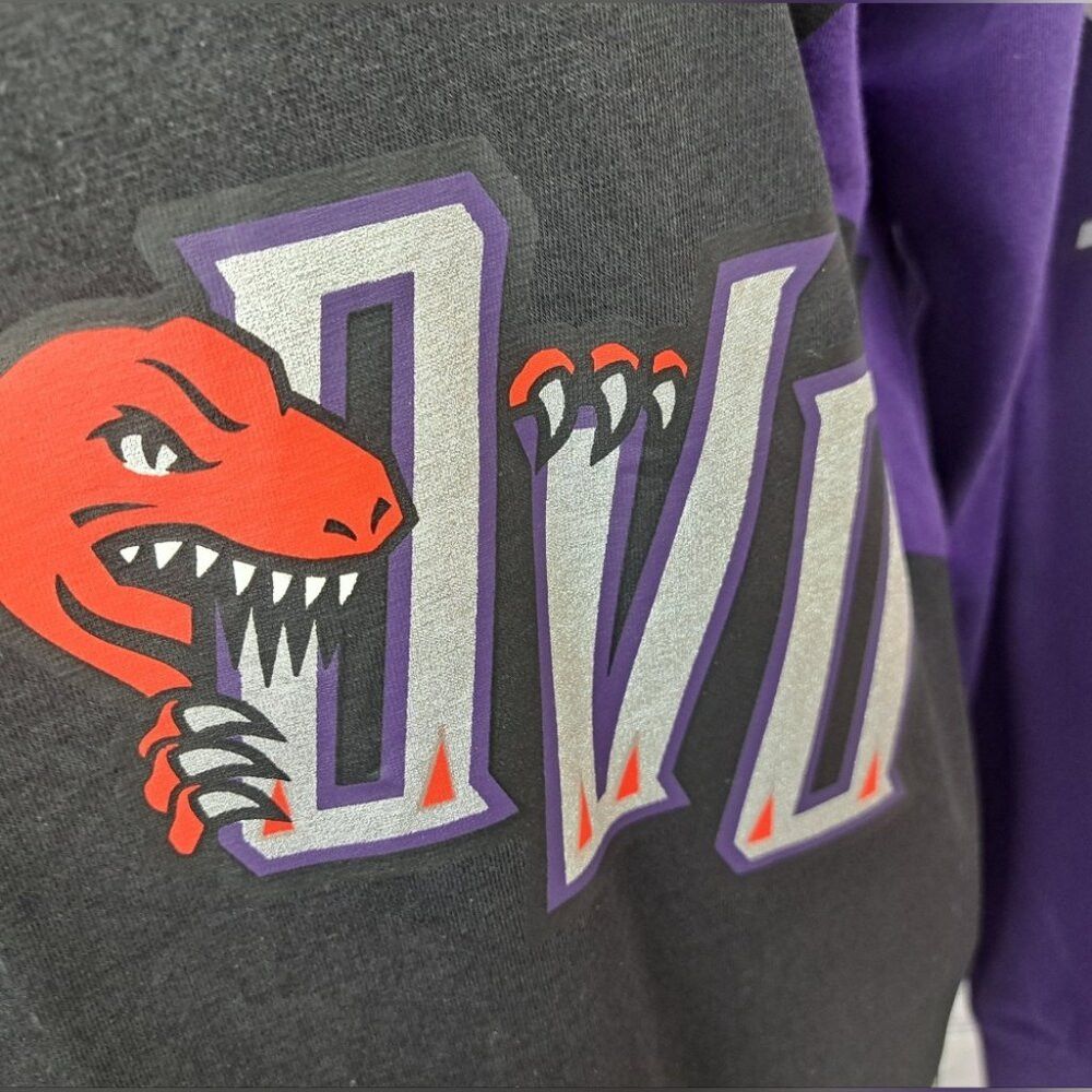 Mitchell & Ness NWT Mitchell & Ness OVO Toronto Raptors NBA Purple Long Sle Size US S / EU 44-46 / 1 - 9 Thumbnail