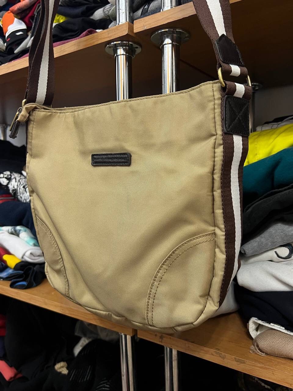 Marithe + Francois Girbaud Marithe Francois Girbaud Y2K Crossbody Sling Bag Size ONE SIZE - 4 Thumbnail