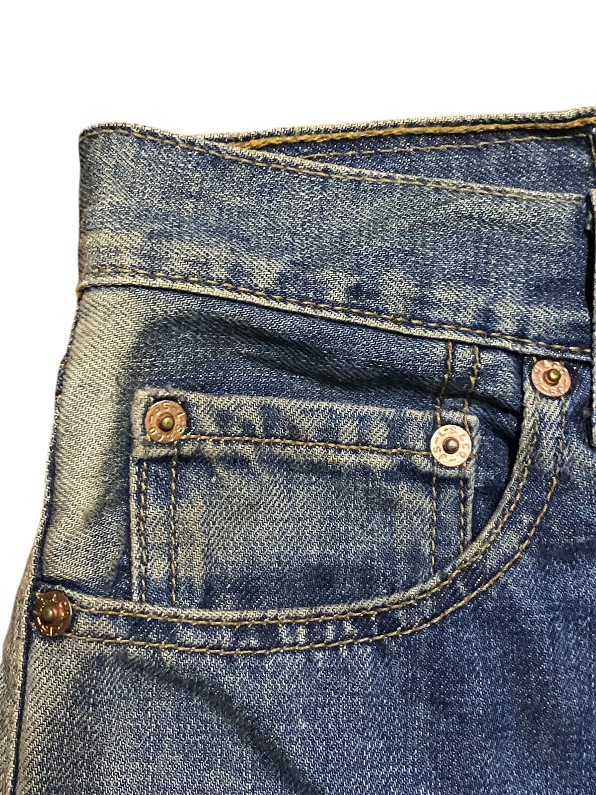 Levi's Vintage Levis 505 Mud Wash Distressed Loose Jeans Size US 30 / EU 46 - 9 Thumbnail