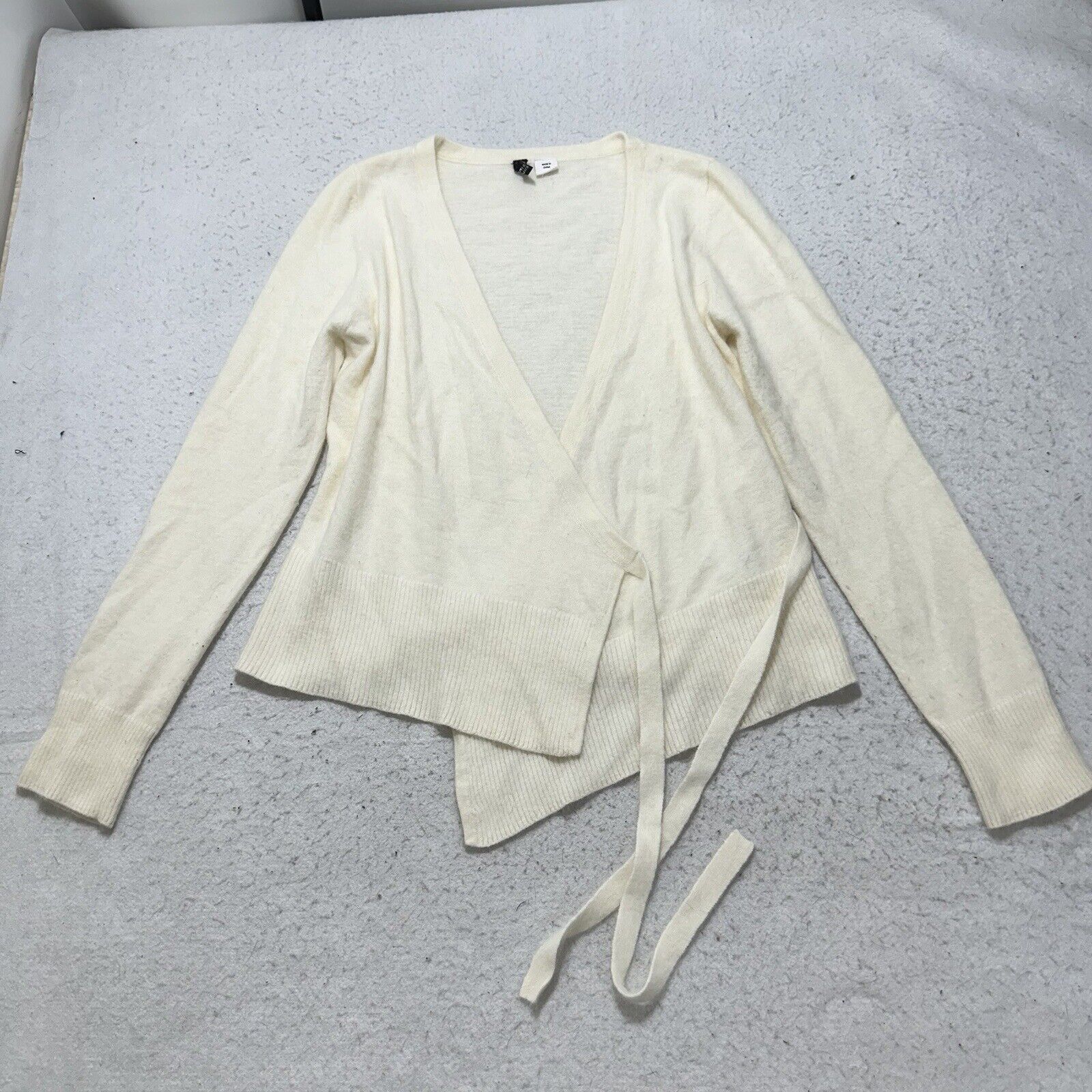 H&M H&M 10 Angora + Lambs Wool Blend Tie Front Cardigan Sweater Size L / US 10 / IT 46 - 1 Thumbnail