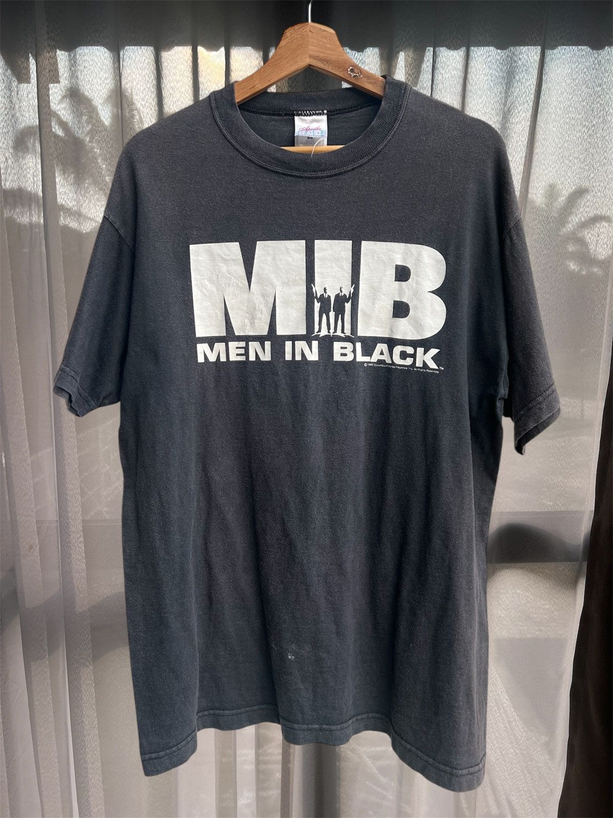 Vintage VINTAGE 90s MEN IN BLACK MOVIE PROMO TEE Size US L / EU 52-54 / 3 - 1 Thumbnail