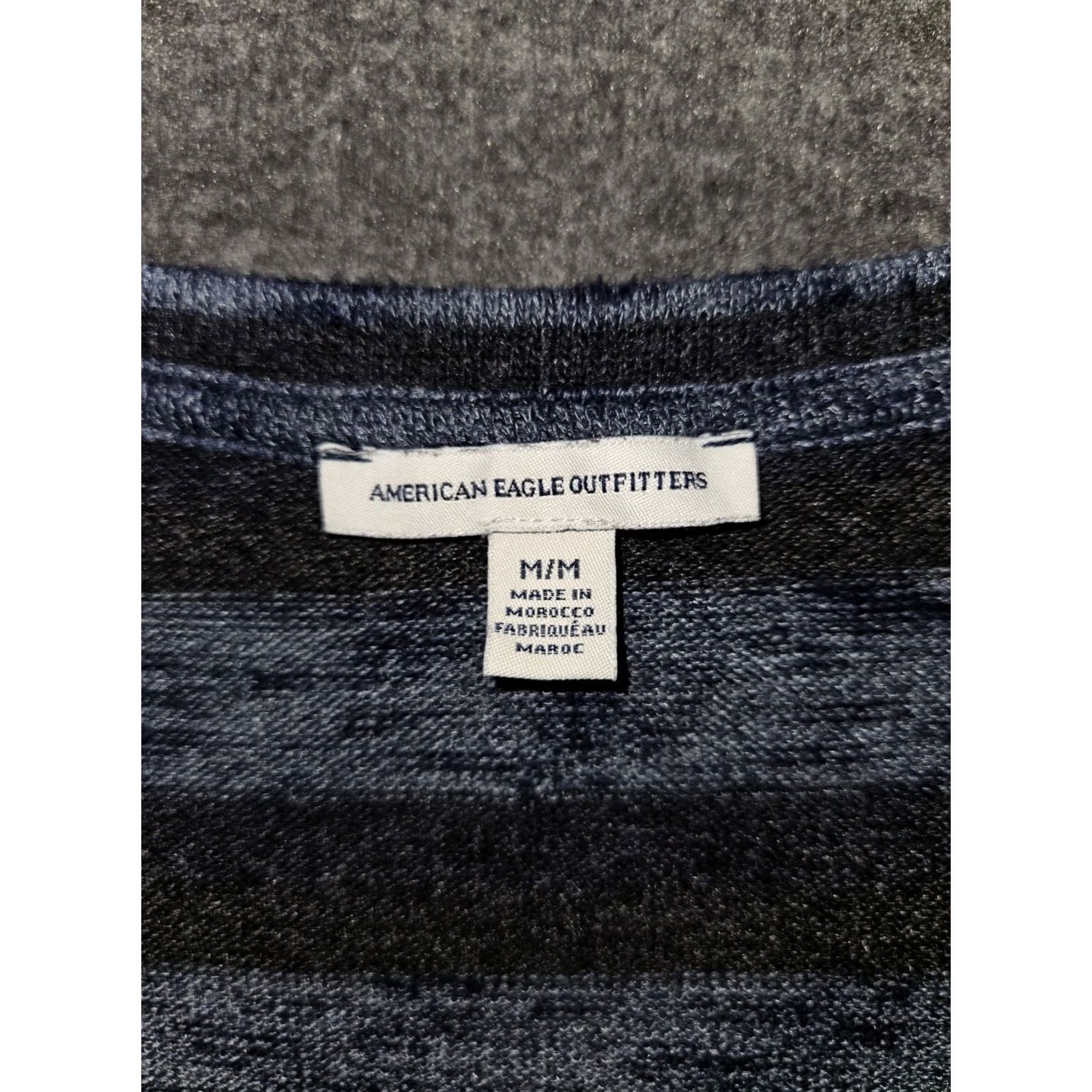 American Eagle Outfitters VINTAGE? American Eagle Sweater Women's M Blue Striped V-Neck Lightweight Oversized Pullover Shirt Womens Size M / US 6-8 / IT 42-44 - 2 Thumbnail