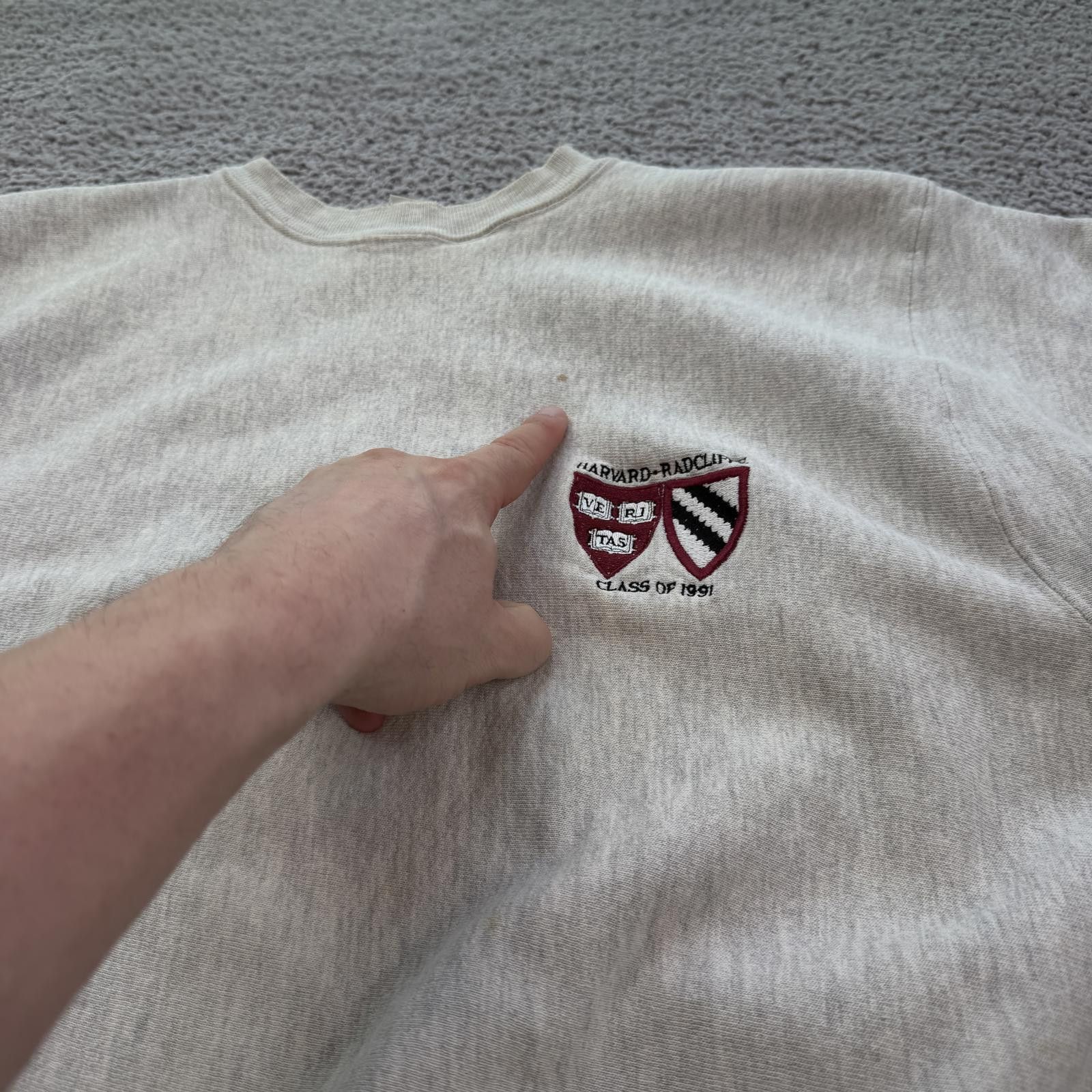 Mvp Vintage Harvard Radcliffe 1991 Crewneck Sweatshirt Made USA Size US L / EU 52-54 / 3 - 8 Thumbnail