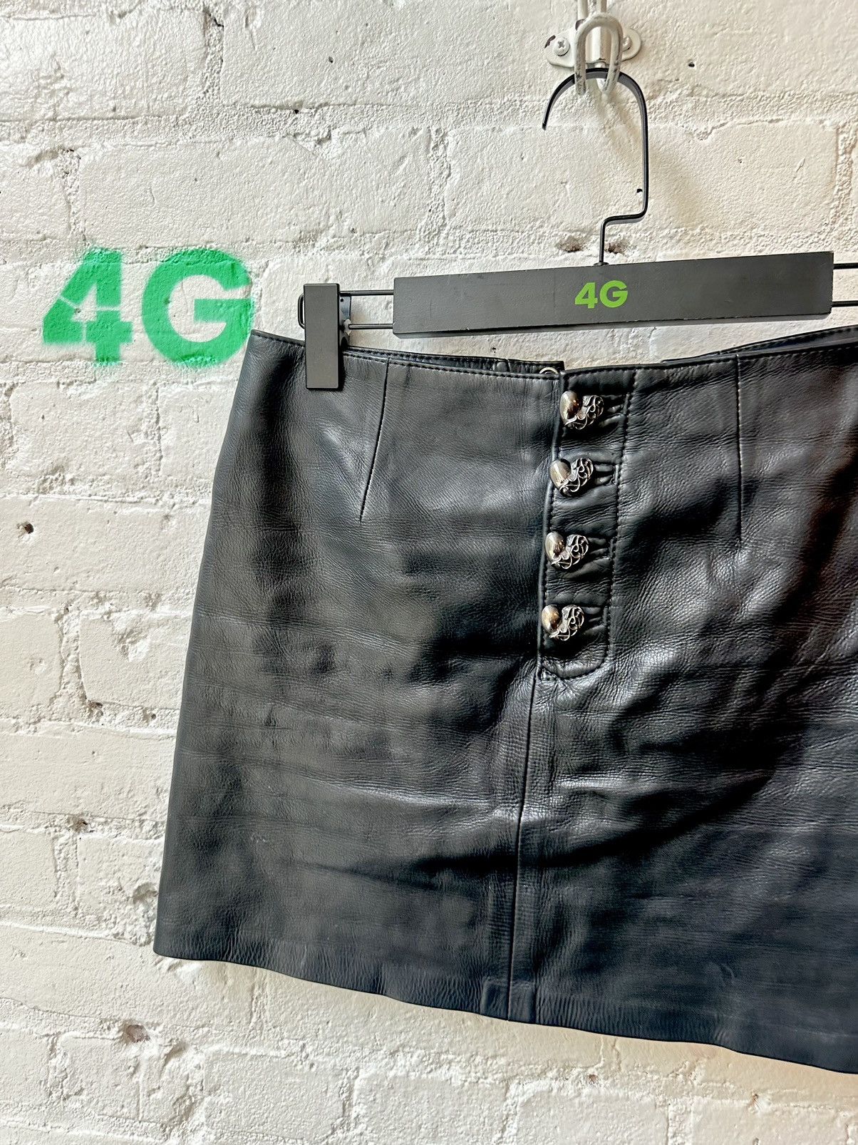 Chrome Hearts Chrome Hearts Leather Heart Skirt Fits S,M,L Size 28" / US 6 / IT 42 - 1 Thumbnail
