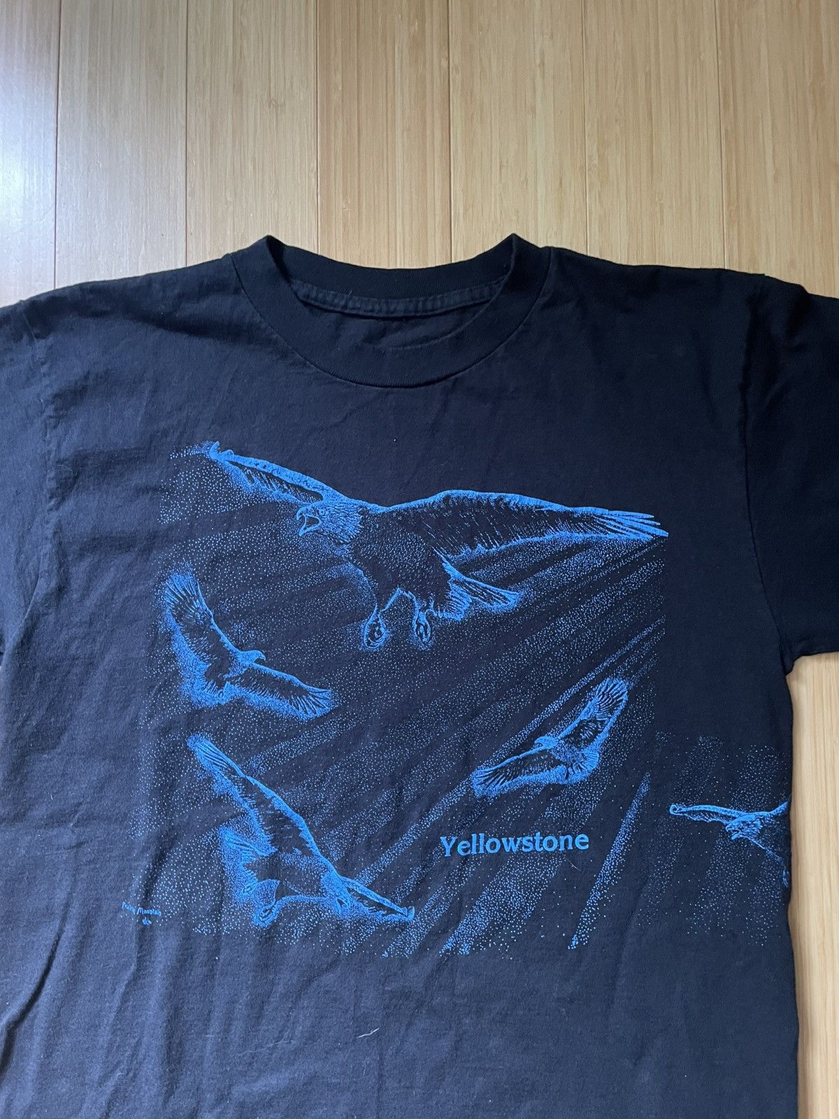 Designer × Vintage Vintage HAND PAINTED Yellowstone tee Size US M / EU 48-50 / 2 - 2 Thumbnail