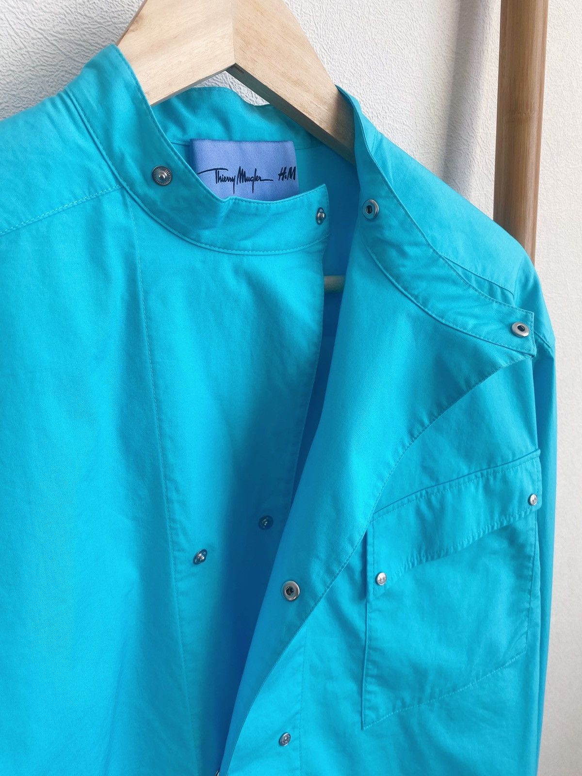 H&M × Mugler × Thierry Mugler Mugler x H&M Double-breasted Poplin Shirt Size М Size US M / EU 48-50 / 2 - 8 Thumbnail
