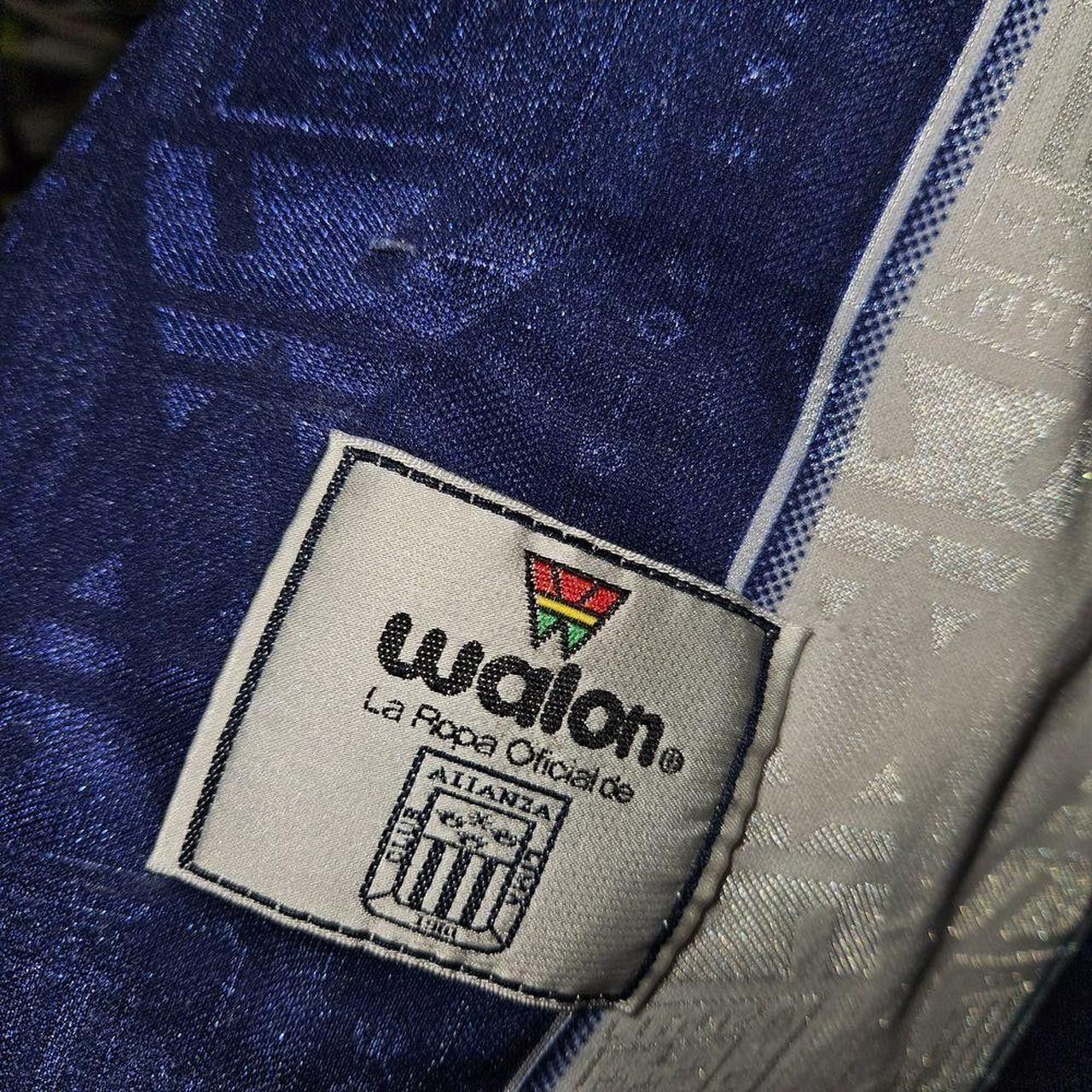 Vintage Walon Alianza Lima Peru Soccer Jersey #10 Vintage Shirt Size US L / EU 52-54 / 3 - 7 Thumbnail
