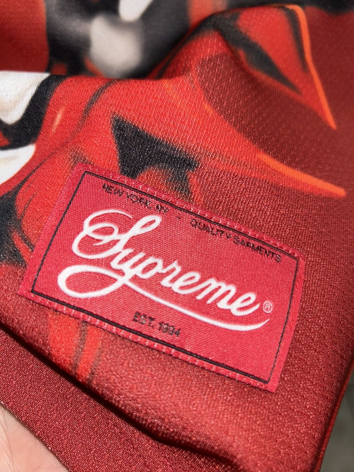 Supreme NEW Supreme Dragon Hockey Jersey FW20 size Medium NEW Size US M / EU 48-50 / 2 - 5 Thumbnail