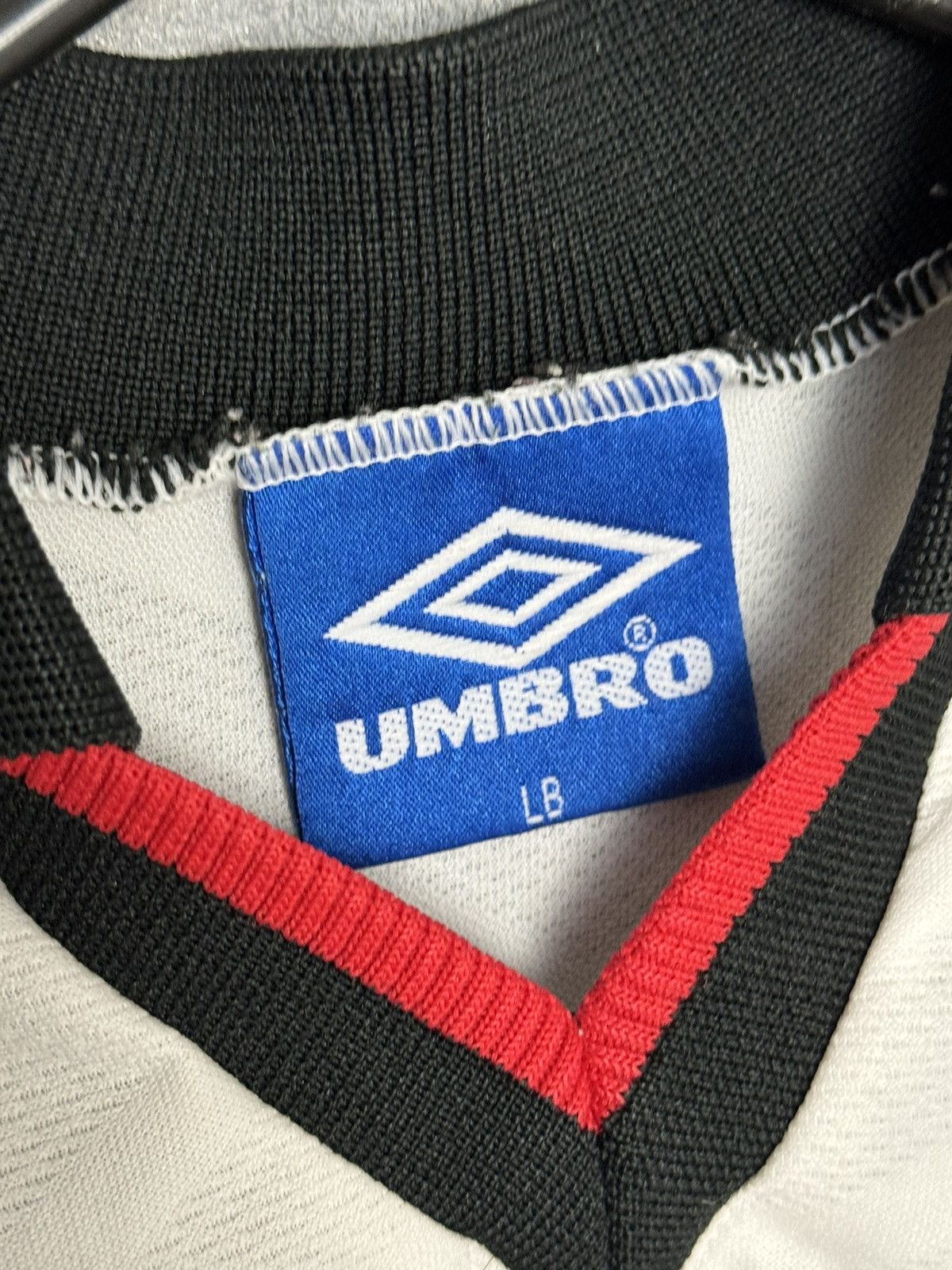 Umbro Manchester United 96/97 Away Football Jersey T-Shirt Size US XS / EU 42 / 0 - 23 Thumbnail