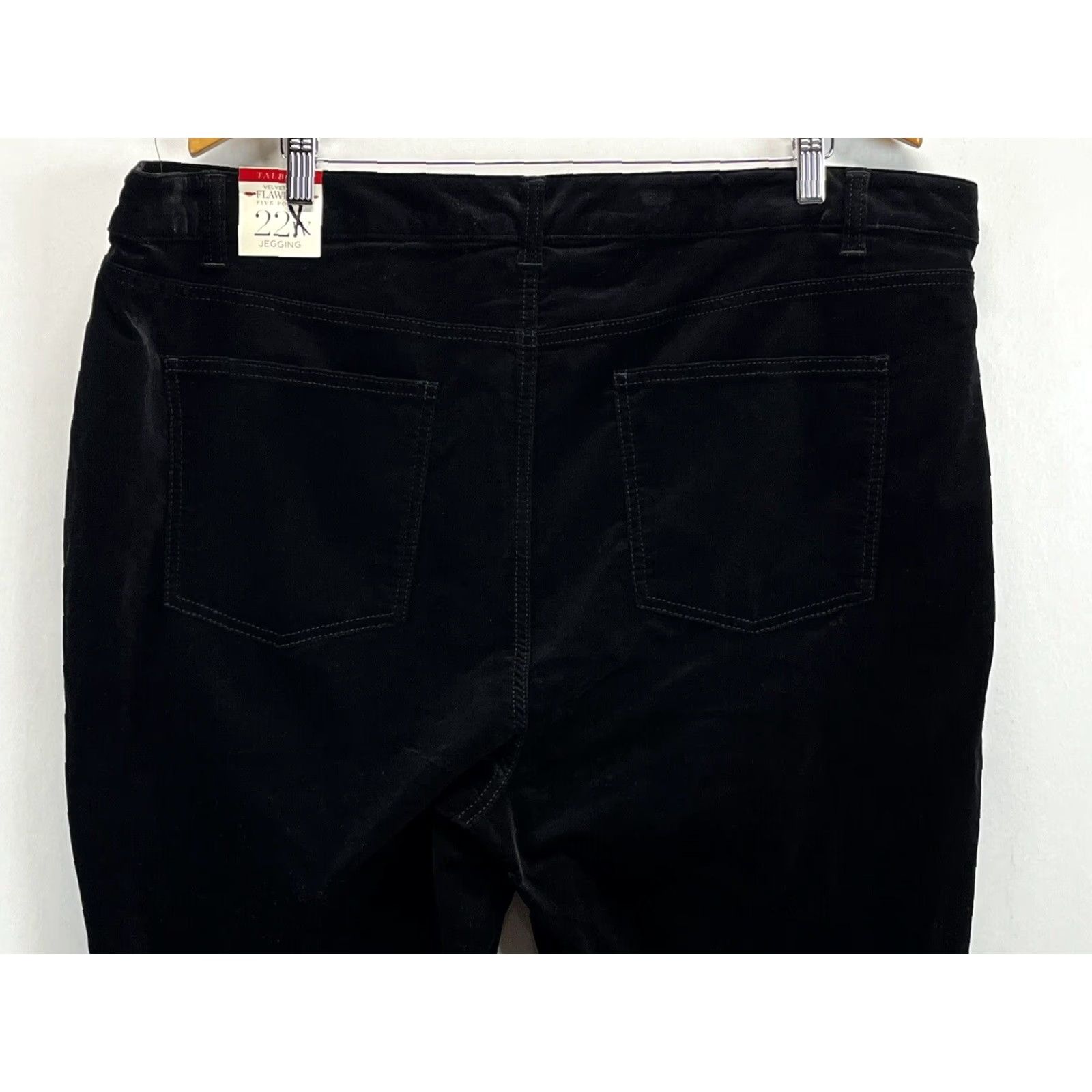 Talbots VINTAGE? No. Talbots Flawless Velveteen Jegging Pants 5 Pocket Skinny Black 22W Plus Women’s Pants Size 40" / US 18 - 4 Thumbnail