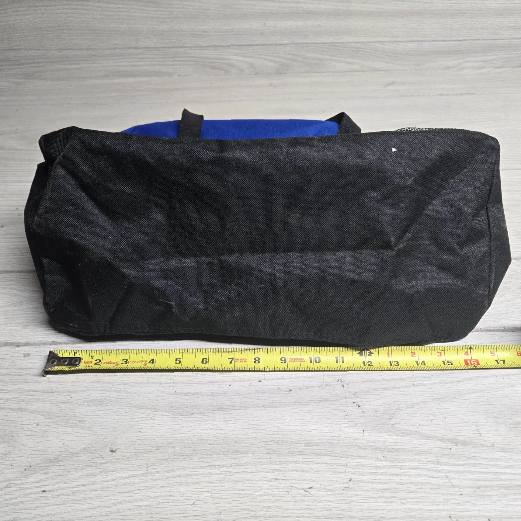 Alife Carilion Clinic Hosptial Life Guard Helicopter EMS Gym Bag Duffle Straps Mens Black Polyester Bag Size ONE SIZE - 5 Thumbnail