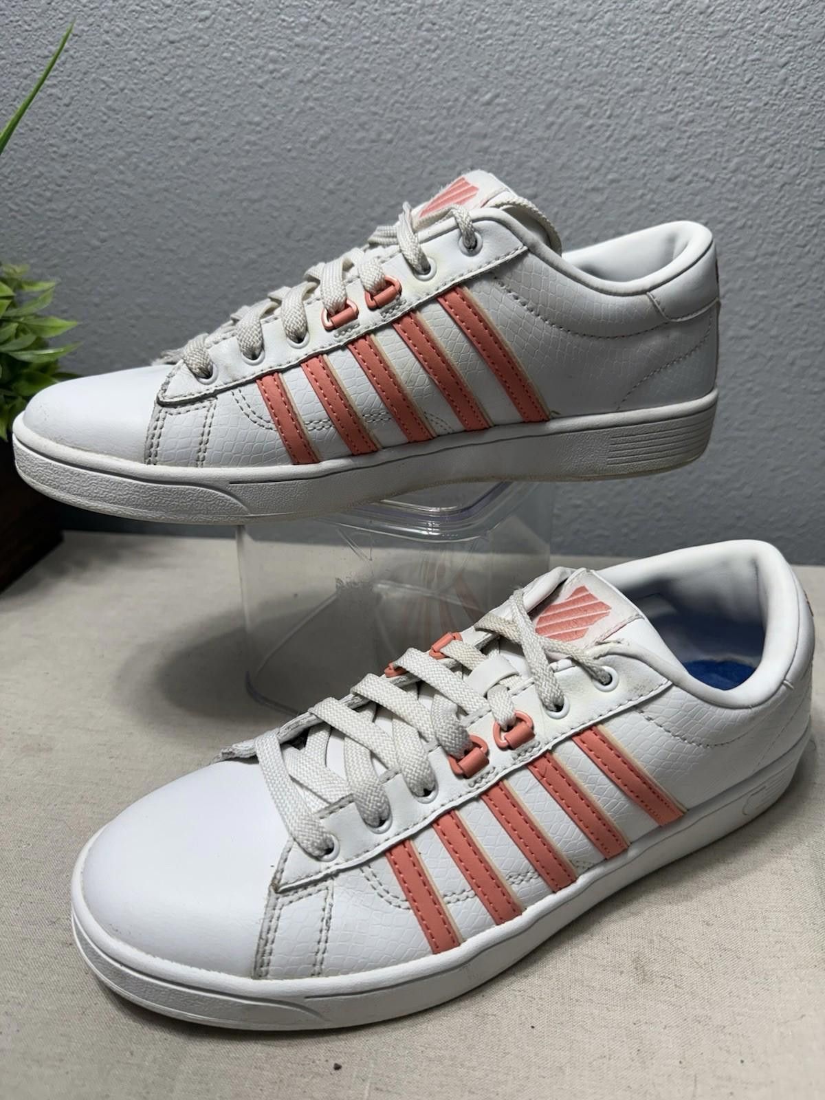 K-Swiss K-Swiss White and Red Classic Sneakers SZ 9 Size US 9 / IT 39 - 2 Thumbnail