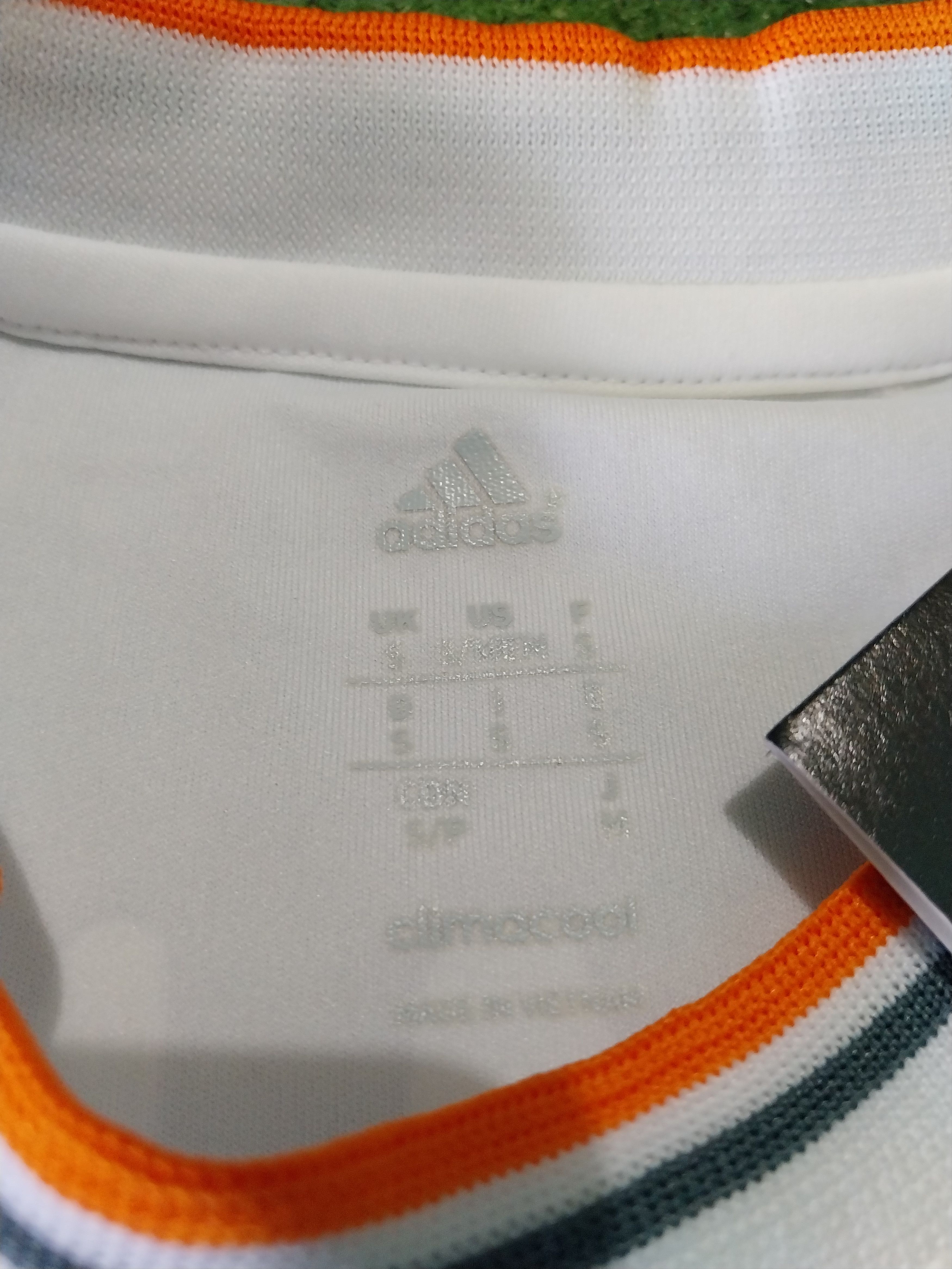 Adidas Real madrid home 2013/2014 cristiano ronaldo jersey football Size US S / EU 44-46 / 1 - 5 Thumbnail