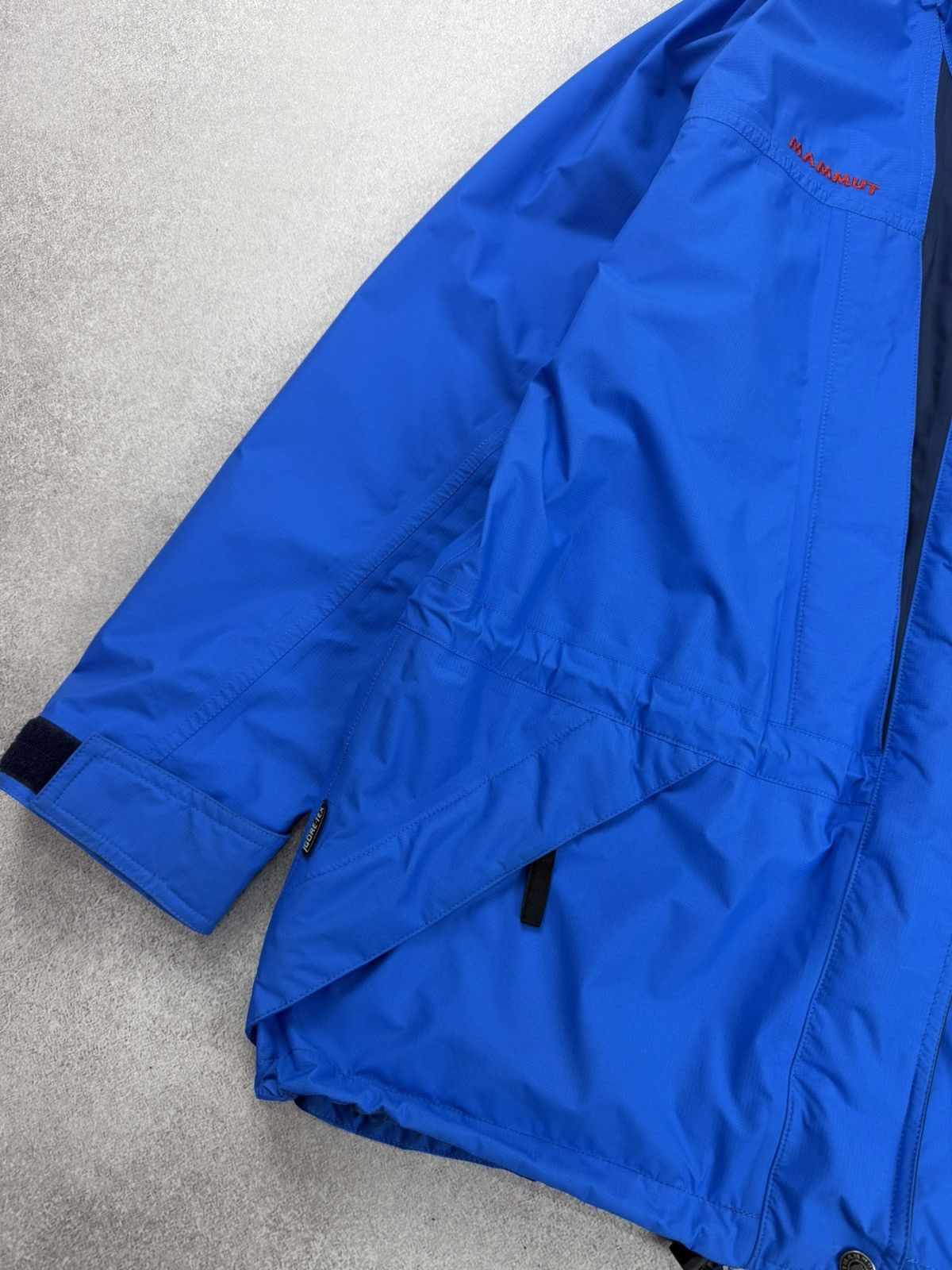 Mammut Vintage Mammut Gore-Tex Hiking Men’s Jacket Size L Size US L / EU 52-54 / 3 - 3 Thumbnail