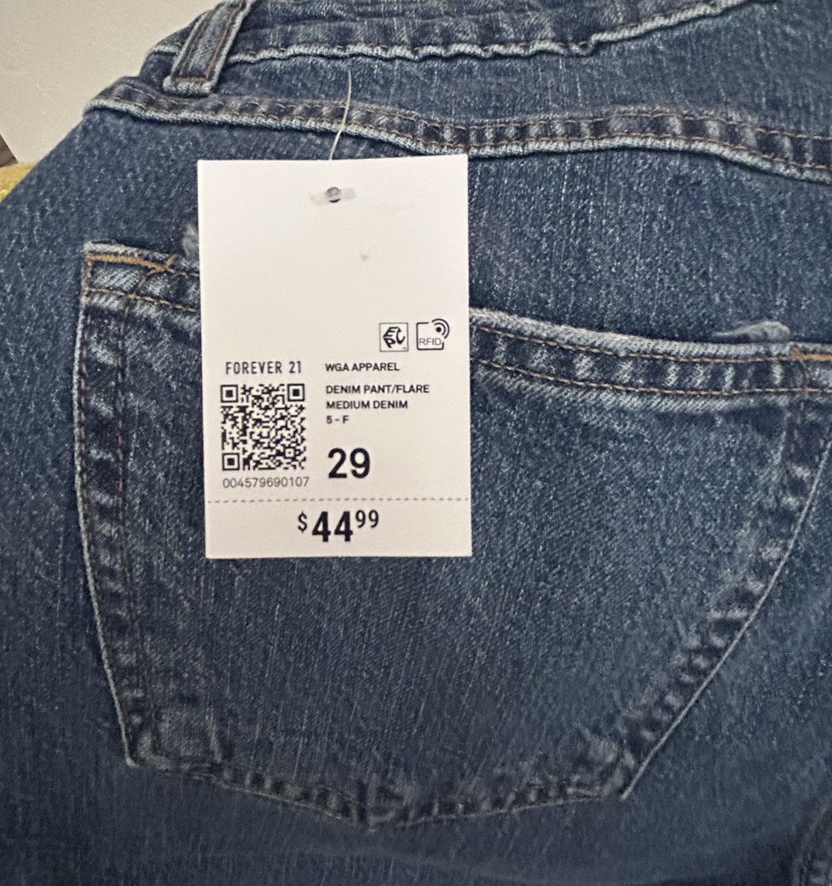 Forever 21 Forever 21 Daisies High Rise Slim Fit Flare Blue Jeans! Size 29" - 5 Thumbnail