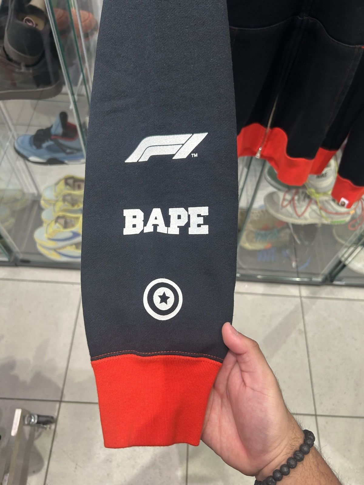 Bape Bape x F1 shark hoodie full zip black Size US XL / EU 56 / 4 - 7 Thumbnail