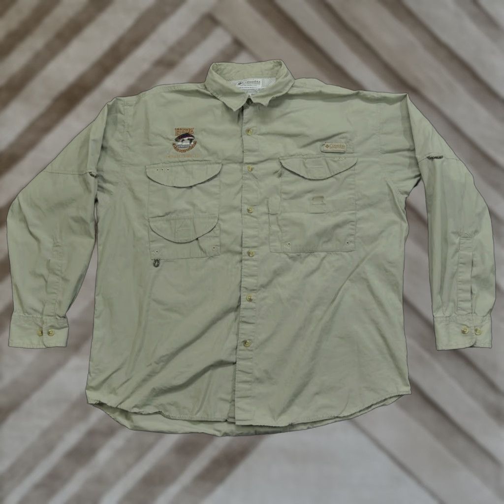 Vintage VINTAGE Columbia Shirt Mens L Tan Beige Button-Up Collared Short Sleeve Outdoor 90s Y2K Size US L / EU 52-54 / 3 - 1 Thumbnail