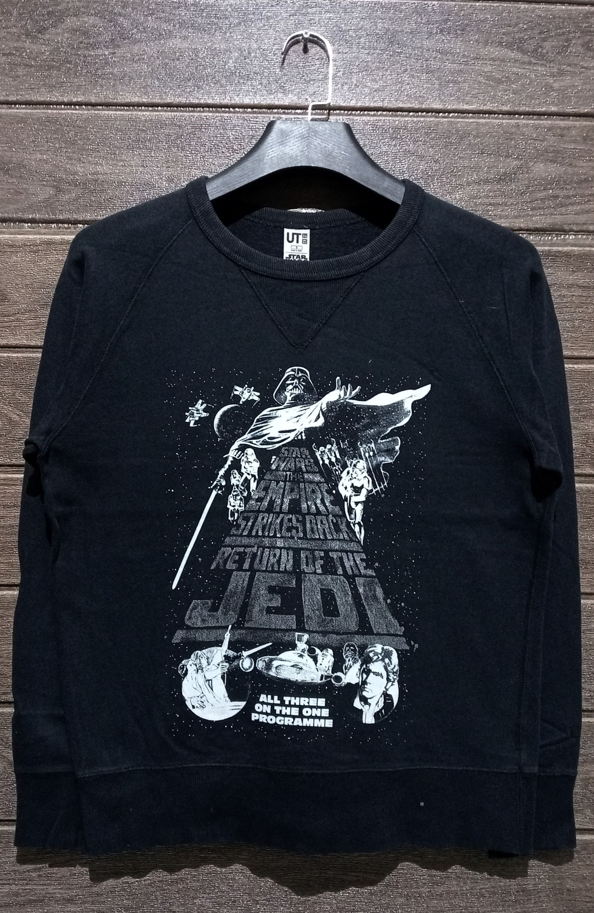 Other Vintage Uniqlo X Star Wars Crewneck Sweatshirt Size US S / EU 44-46 / 1 - 1 Thumbnail