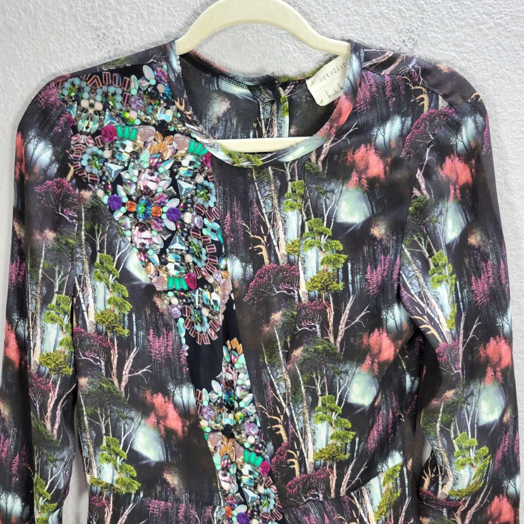 Nicole Miller Nicole Miller Woodland Pattern Silk Shirt P Multicolor Long Sleeve Buttoned Back Royal Rhinestone Blouse Womens Size S / US 4 / IT 40 - 4 Thumbnail