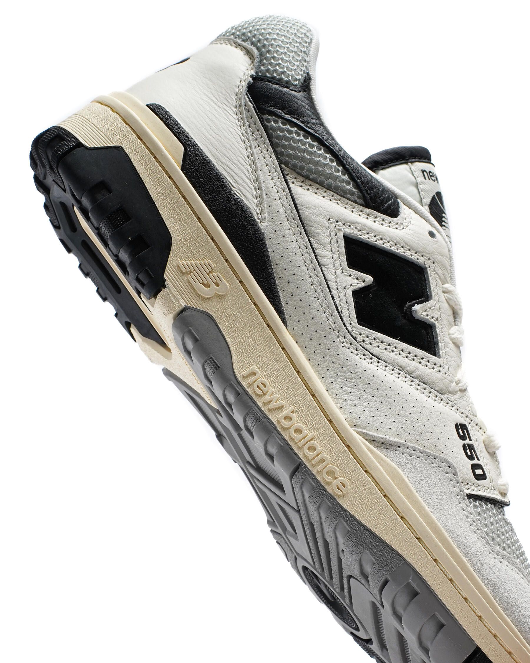 New Balance o1s22i1n1124 550 Unisex Sneakers in White Black Size US 7.5 / EU 40-41 - 6 Thumbnail