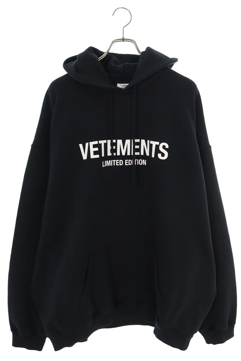 Vetements AW19 Vetements Translation Side Tag Logo Hoodie Black