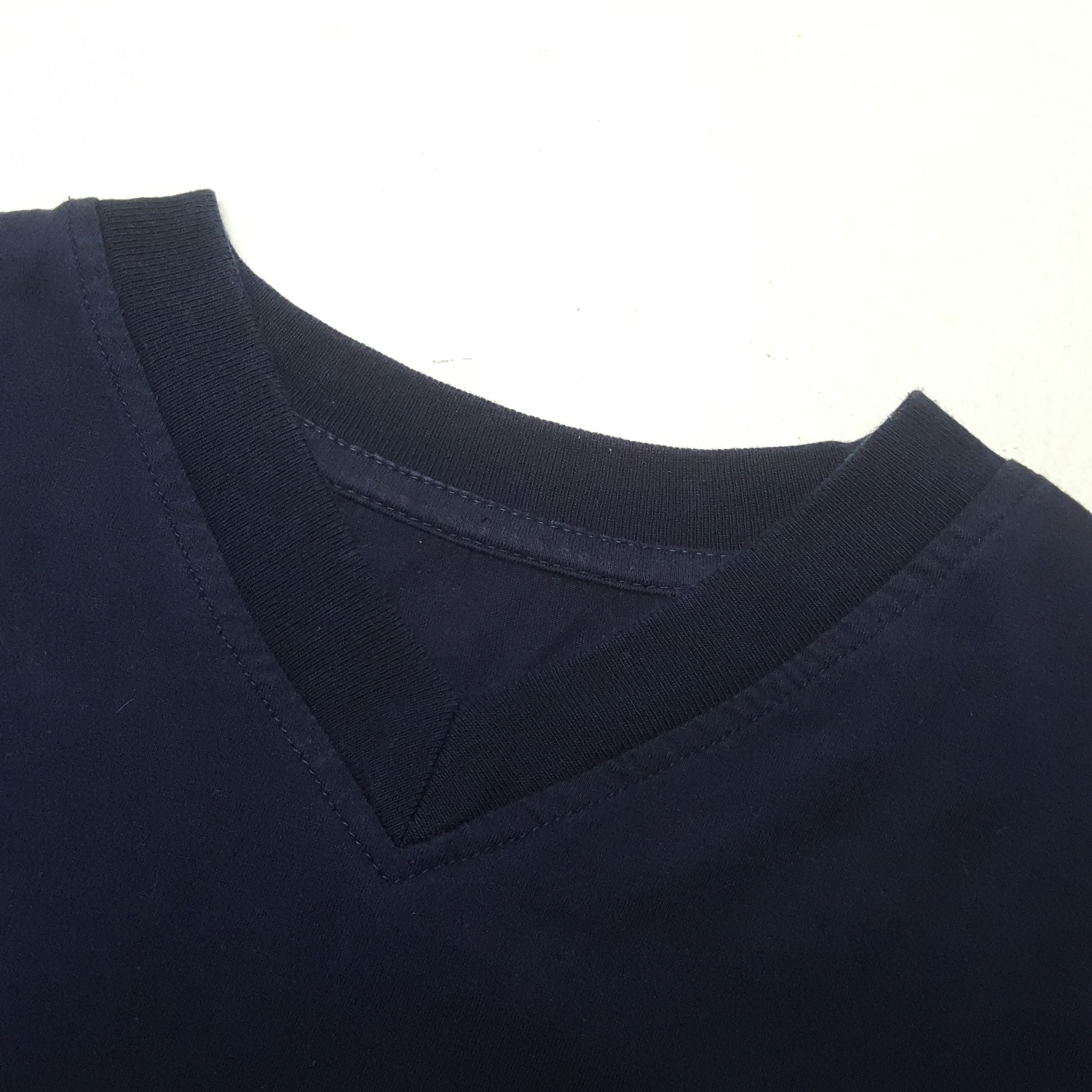 Vintage Jamiroquai Band Synkronized Vneck Tshirt RR25 Size US M / EU 48-50 / 2 - 3 Thumbnail