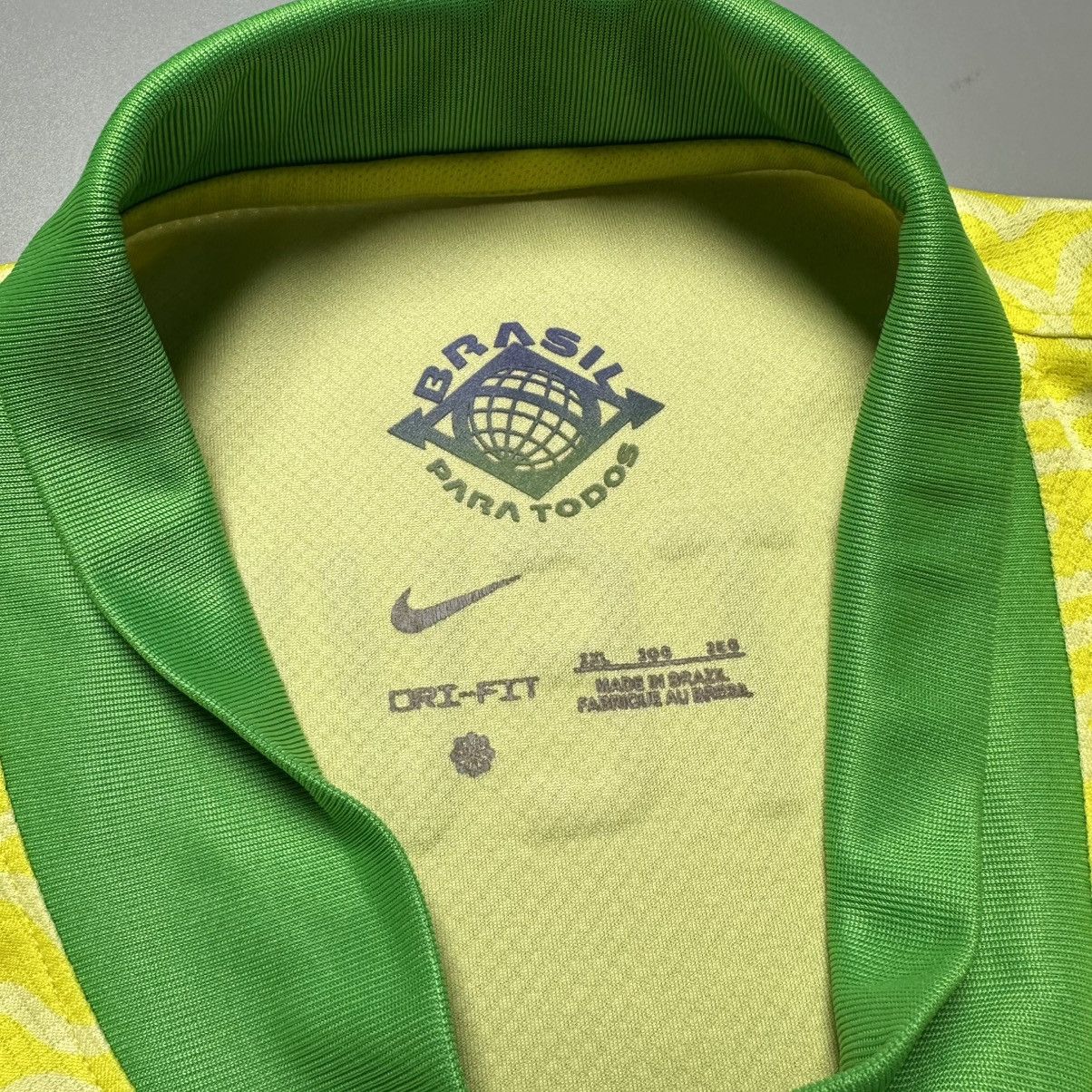 Nike BRAZIL NIKE 2022 WORLD CUP FOOTBALL HOME JERSEY #22 ESTEVAO Size US XXL / EU 58 / 5 - 7 Thumbnail