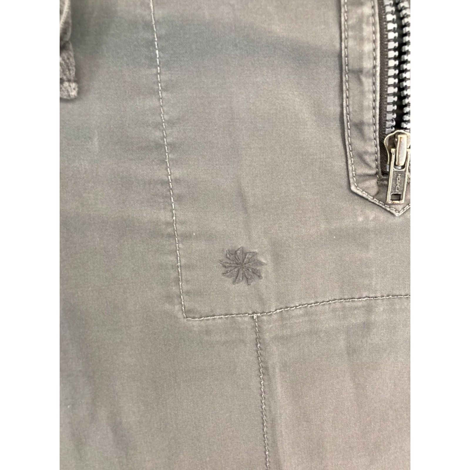 Athleta Athleta Pants Women's 29 Gray Relaxed Wide-Leg Convertible Outdoor Shirt? Size 29" - 7 Thumbnail