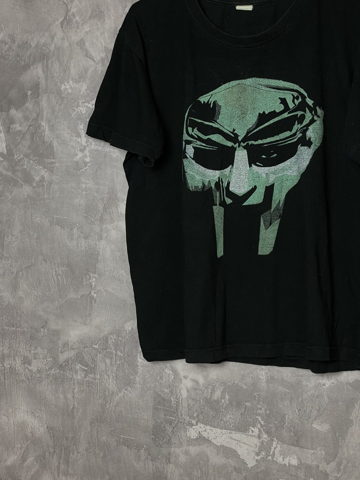 Band Tees × Vintage Vintage MF Doom Mad Villain Tshirt Size US S / EU 44-46 / 1 - 5 Thumbnail