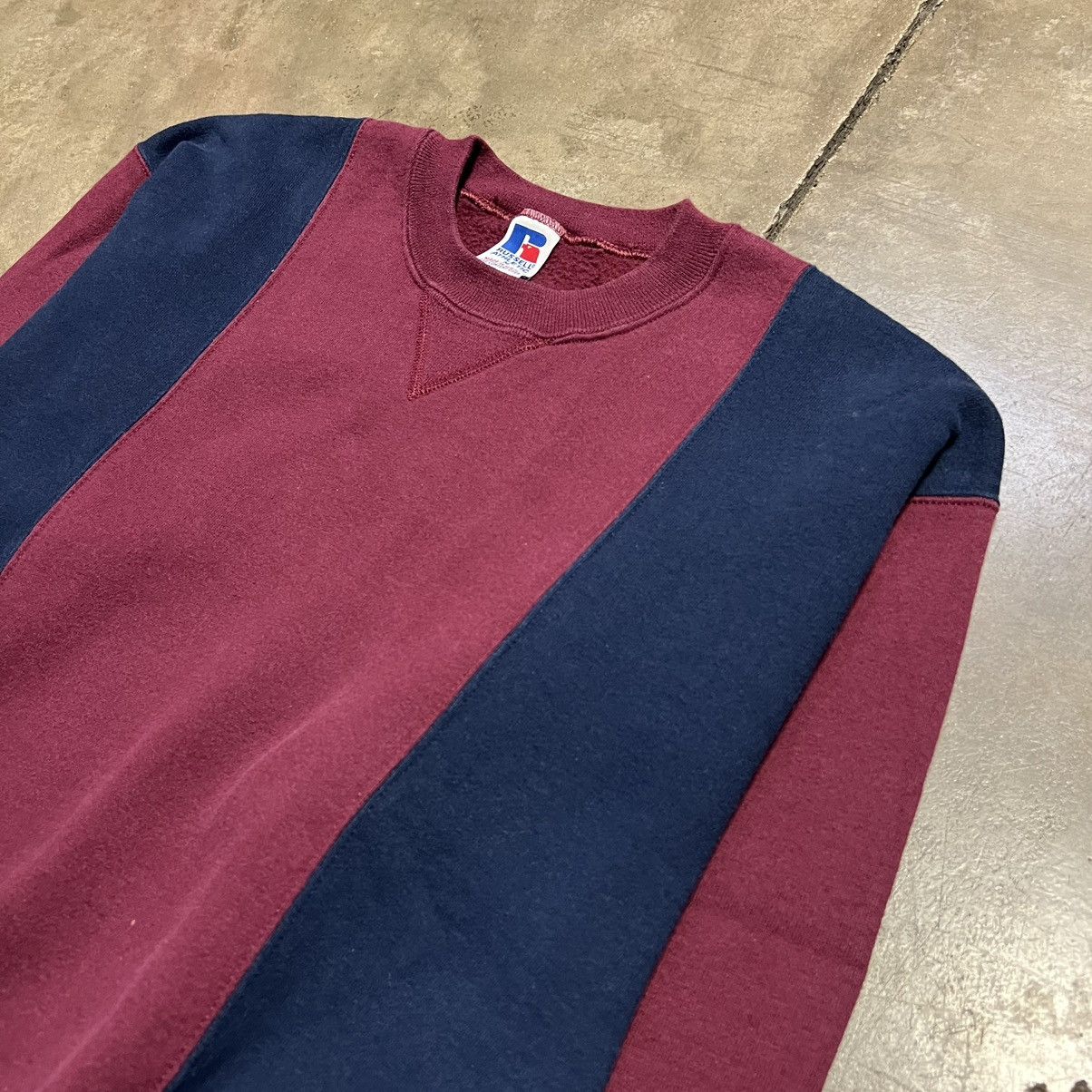 Russell Athletic Vintage Russell Athletic Crewneck Sweatshirt Striped 90s USA Size US M / EU 48-50 / 2 - 3 Thumbnail