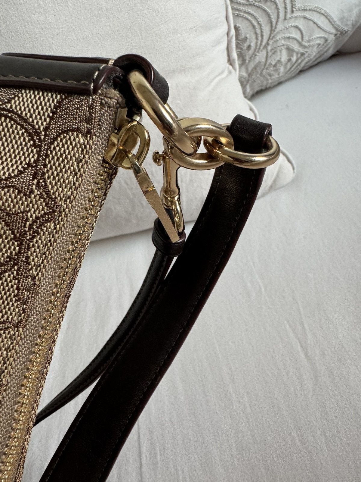 Coach Coach Tan and Brown Signature Shoulder Bag with Wallet NWOT Size ONE SIZE - 5 Thumbnail