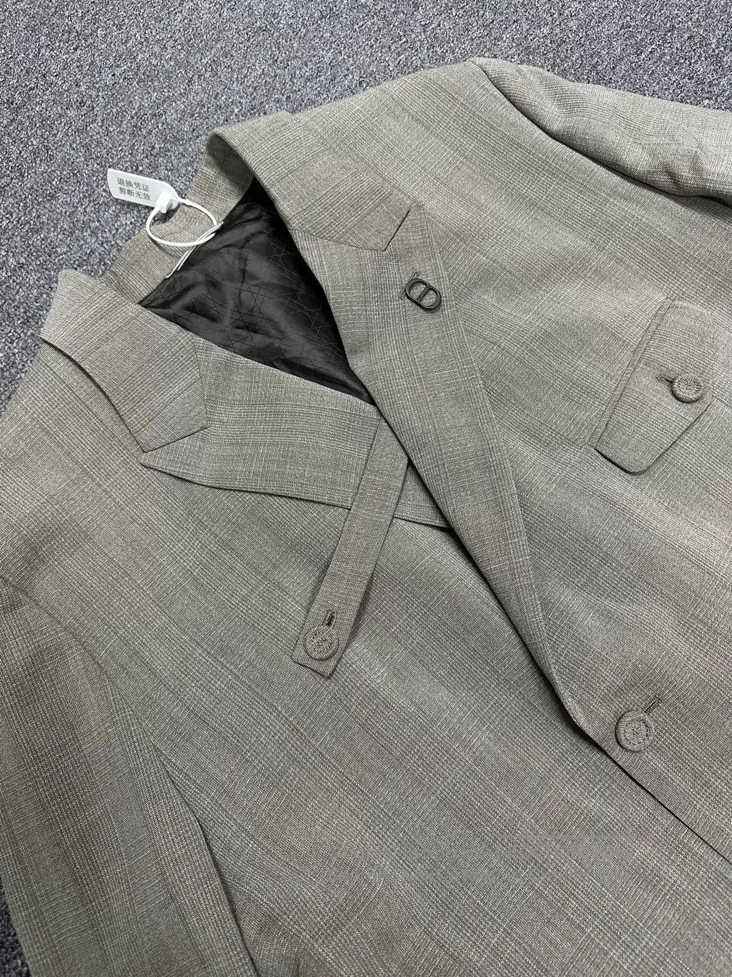 Dior Dior Gray Double Breasted Suit Jacket. Size US M / EU 48-50 / 2 - 5 Thumbnail