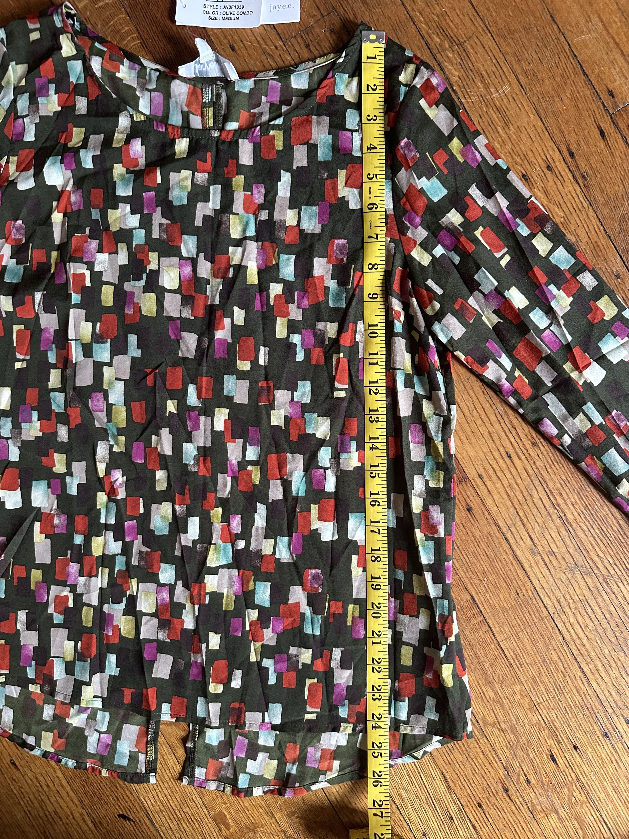 Other Jaye.e Multi-Color Long Sleeve Blouse w/ back slit sz M Size M / US 6-8 / IT 42-44 - 3 Thumbnail