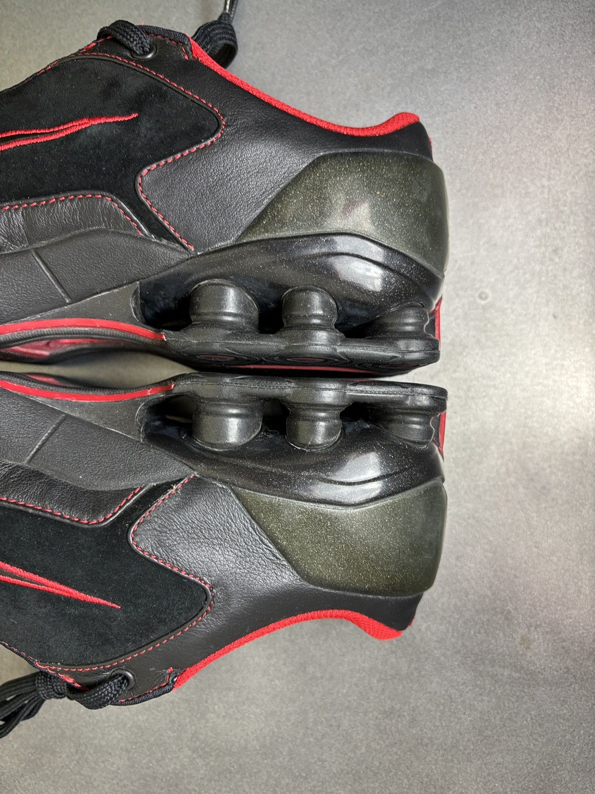 Nike 2005 Nike Shox Total Magia II Gran Turismo 4 PS2 Vintage 7.5 Size US 9 / IT 39 - 17 Thumbnail