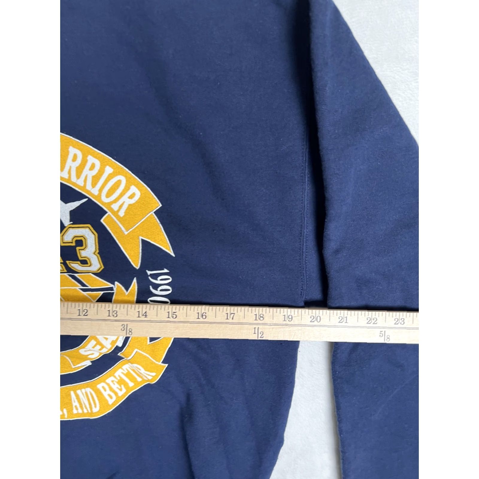 Jerzees VINTAGE Jerzees Sweatshirt Navy Blue Mens L Crew Neck Graphic Print Coral Sea CV-43 The Ageless Warrior 1947 1990 Nautical Patriotic USA Size US L / EU 52-54 / 3 - 4 Thumbnail