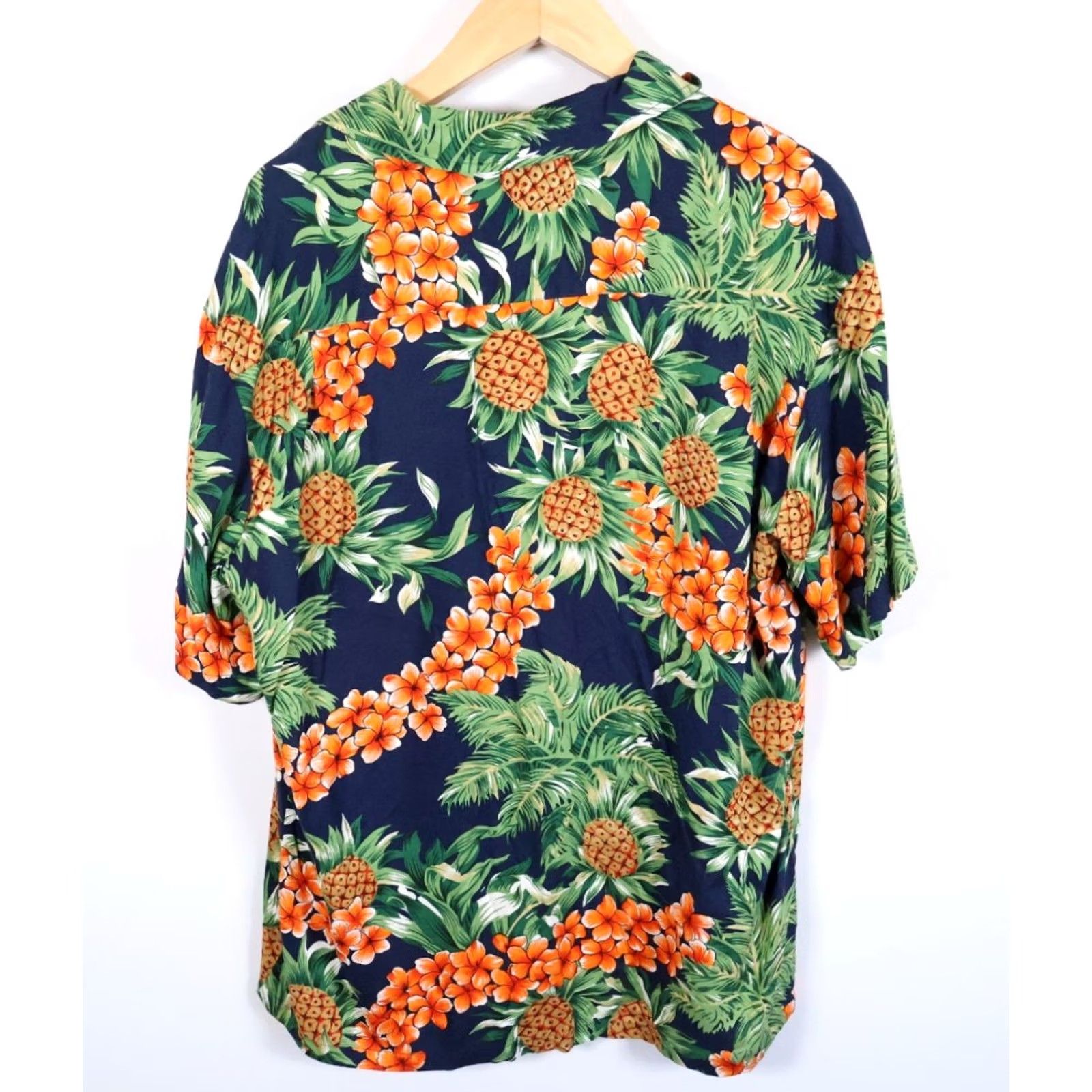 Vintage Kennington Loop Collar Shirt Men's XL Blue Pineapple Floral Rayon VTG 80s Size US XL / EU 56 / 4 - 2 Thumbnail