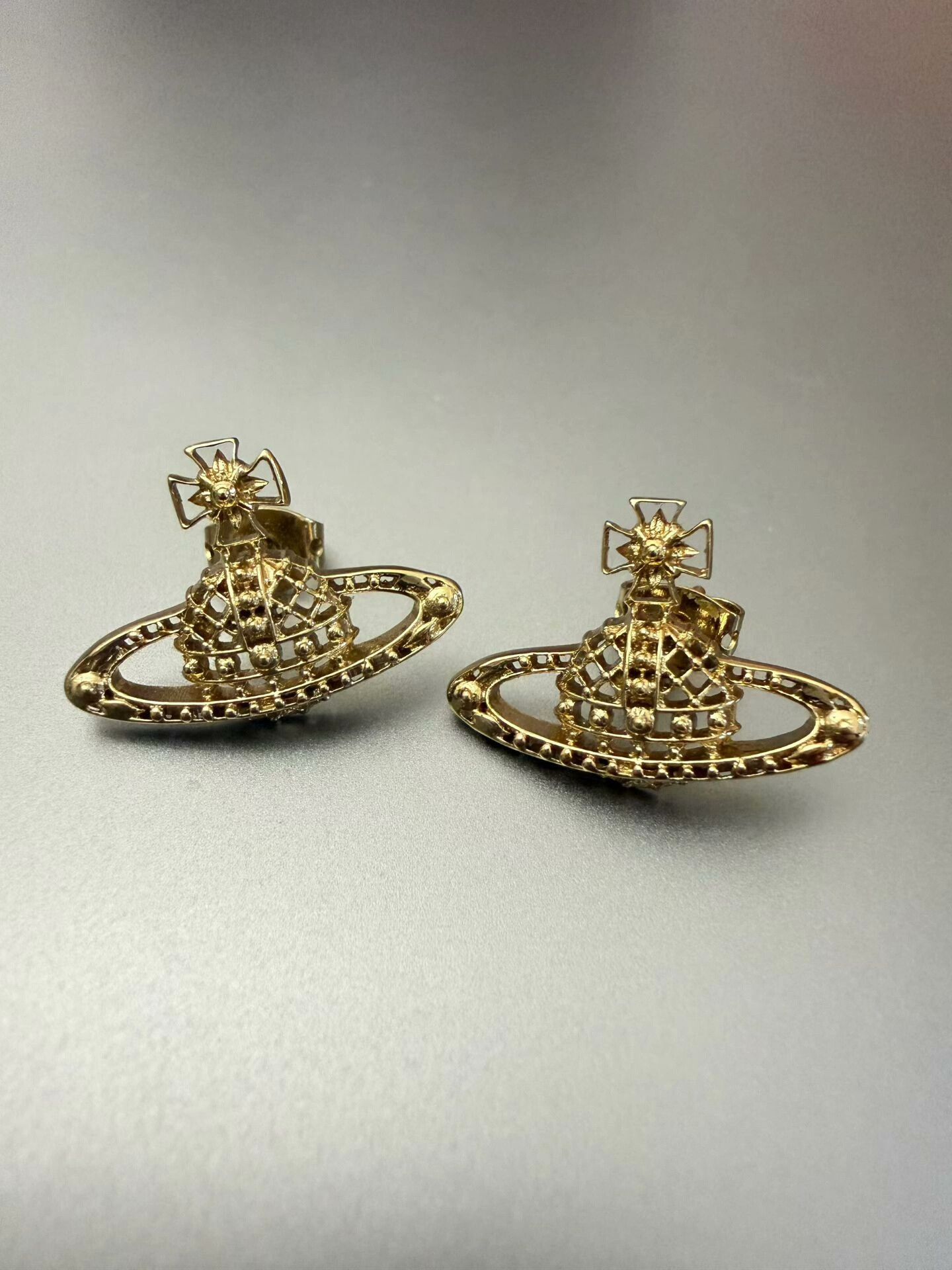 Vivienne Westwood Vivienne Westwood Saturn Earrings Size ONE SIZE - 1 Thumbnail
