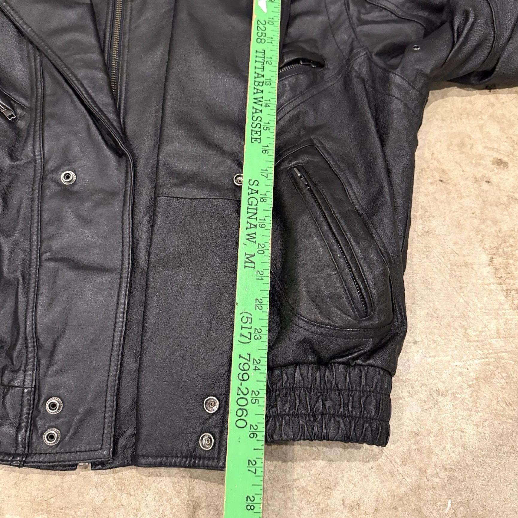 Vintage VINTAGE Wilsons Leather Bomber Jacket Coat Mens XL Black Leather Full Zip Motorcycle Aviator Coat Size US XL / EU 56 / 4 - 6 Thumbnail