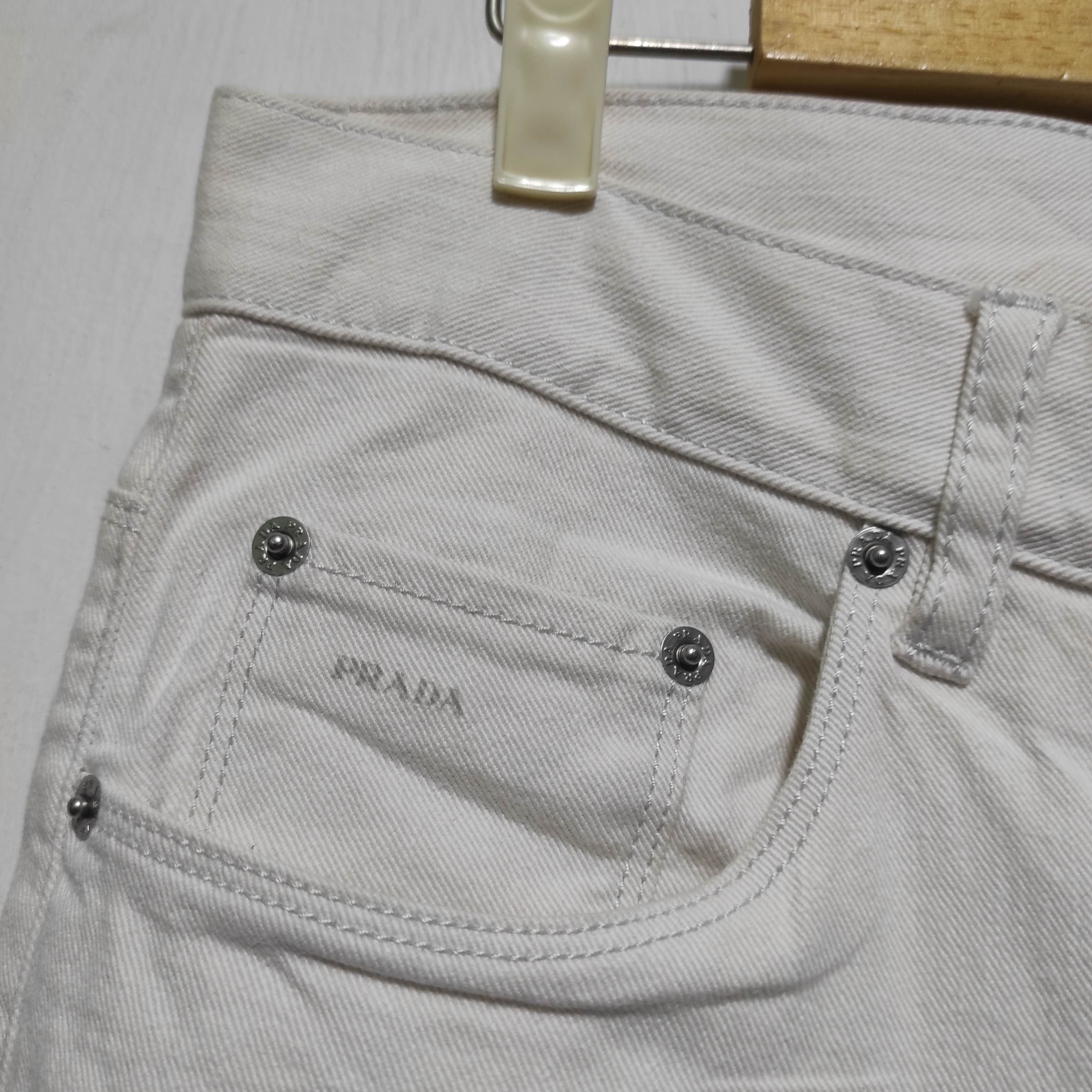 Prada Prada Logo White Denim Tapered Fit Jeans size 30 Size US 30 / EU 46 - 6 Thumbnail