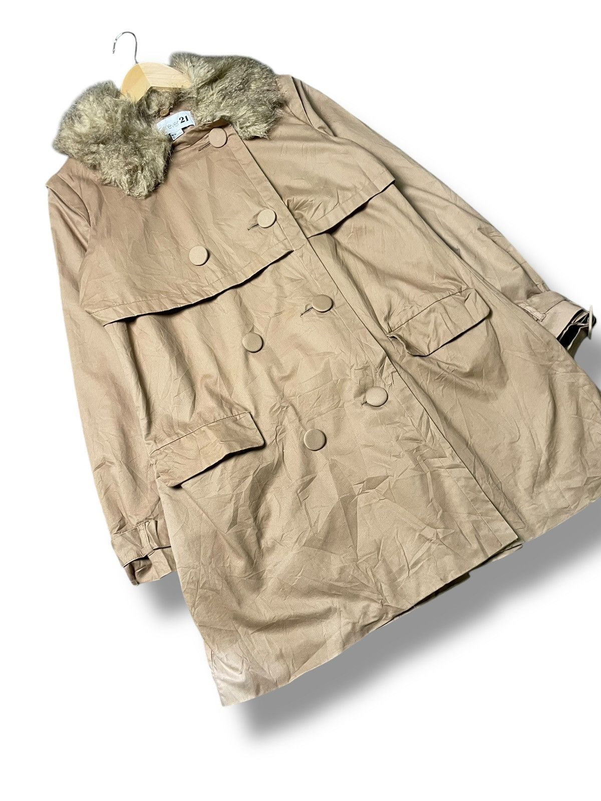 Designer × Forever 21 Forever 21 Double Breasted Fur Trench Coat (64) Size M / US 6-8 / IT 42-44 - 3 Thumbnail