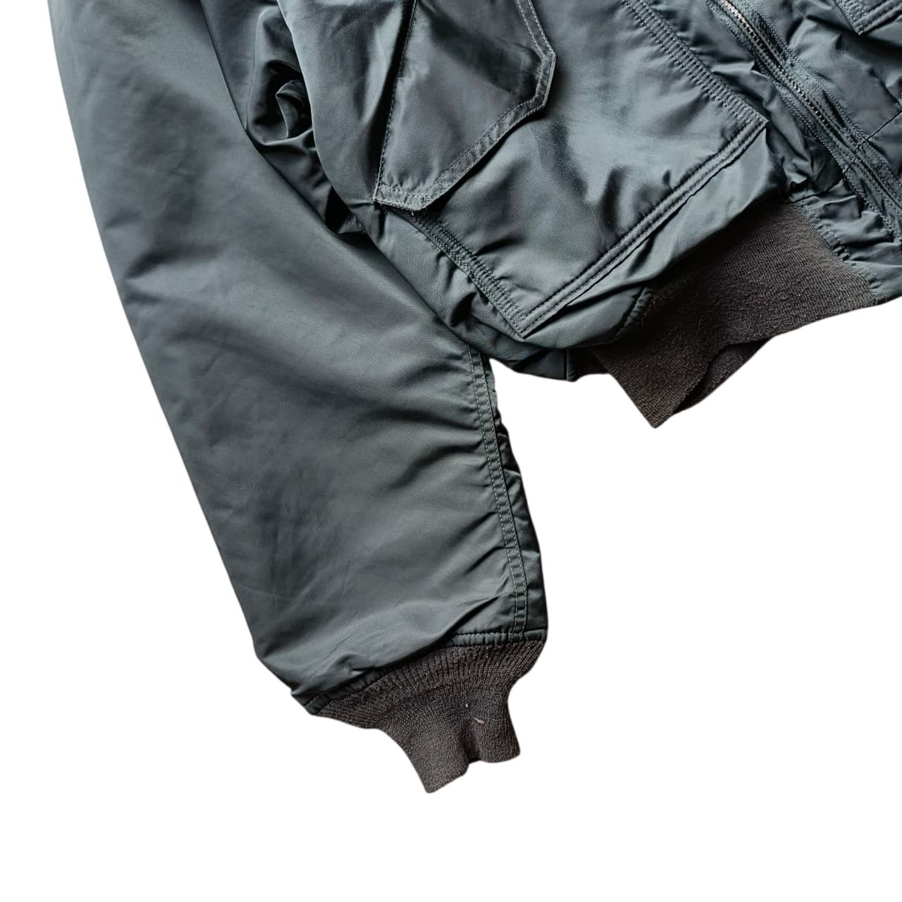 Alpha Industries Alpha Industries x Breitling MA-1 CWU military flight jkt Size US L / EU 52-54 / 3 - 6 Thumbnail