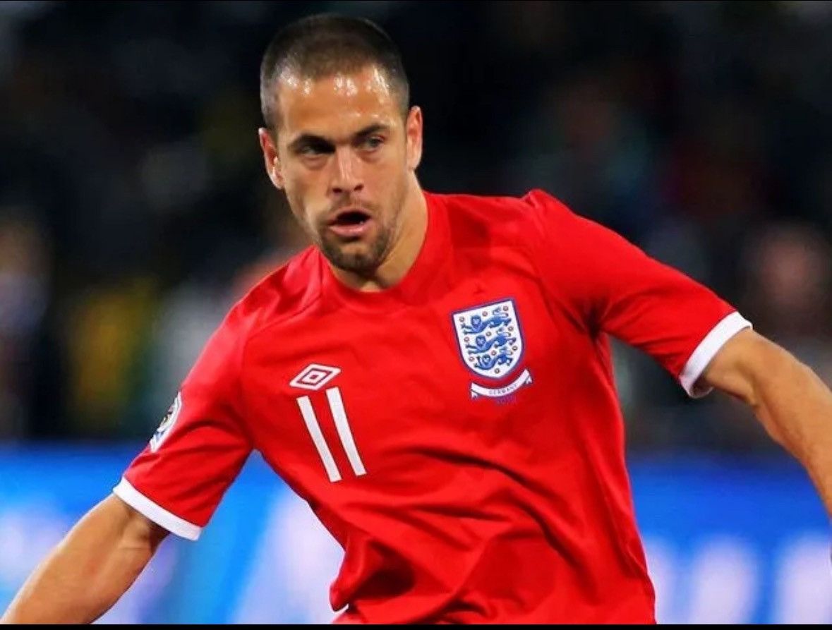 Umbro UMBRO ENGLAND 2010 #11 JOE COLE SOCCER JERSEY Size US S / EU 44-46 / 1 - 11 Thumbnail